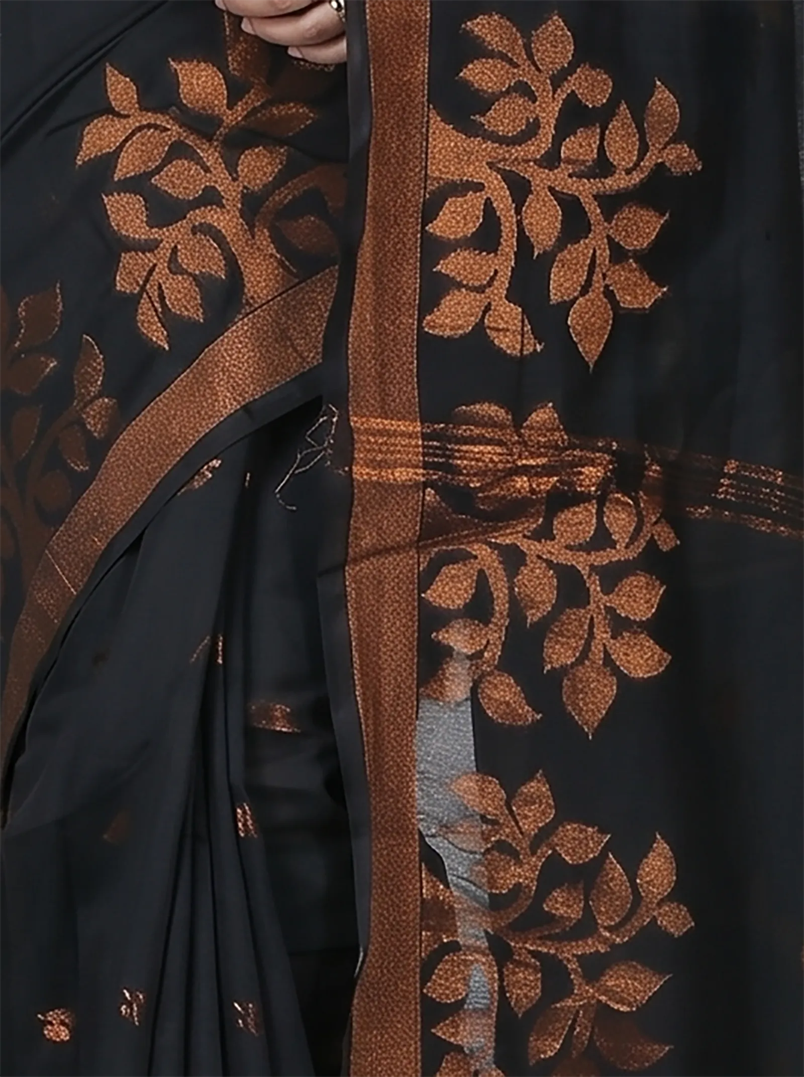 DipDiya Blended Cotton  Traditional Bengali Black Artisan Crafted Tina Handloom Saree