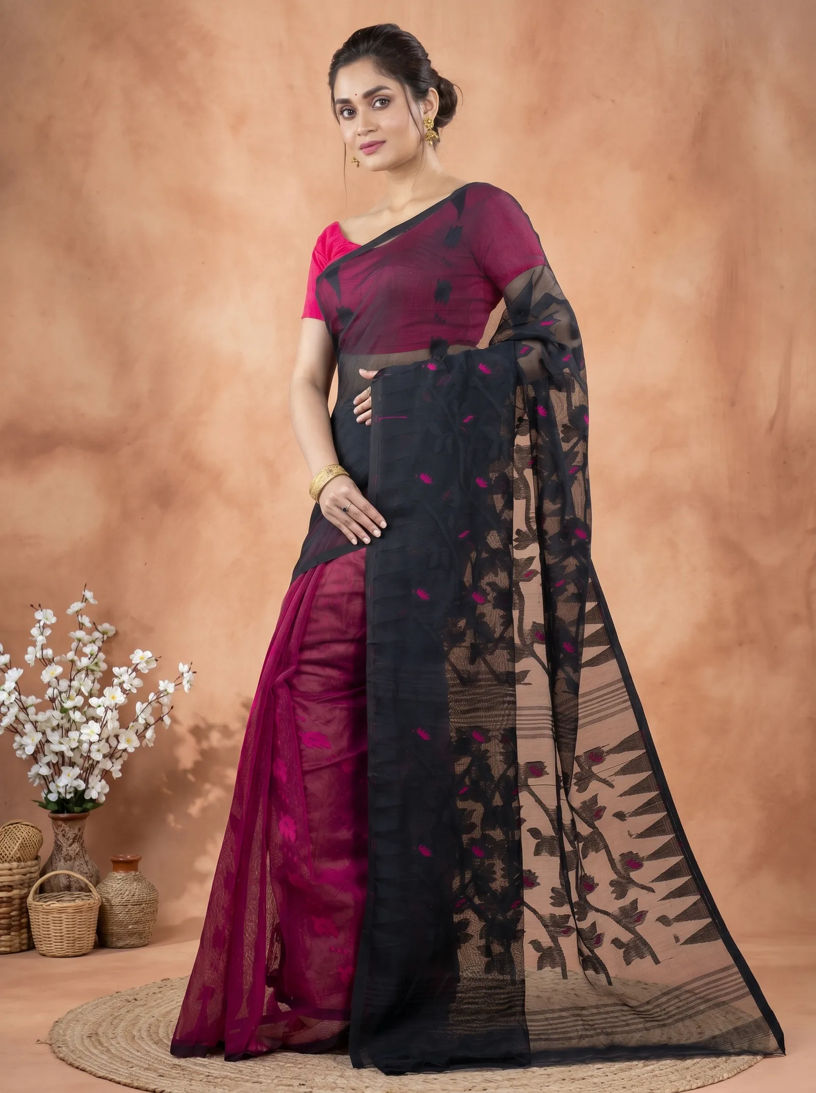 DipDiya Blended Cotton  Traditional Bengali Black Rani Artisan Crafted Moha Jamdani Jamdani Saree