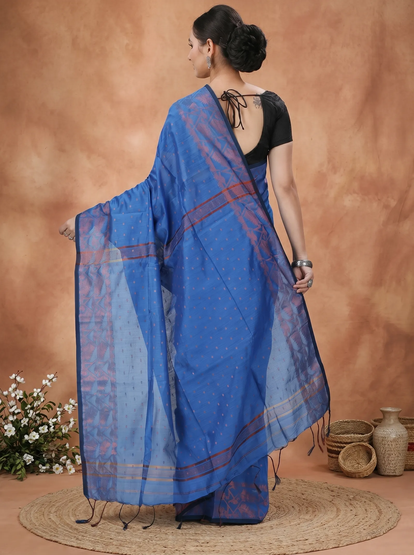 DipDiya Blended Cotton  Traditional Bengali Blue Artisan Crafted Temo Handloom Saree