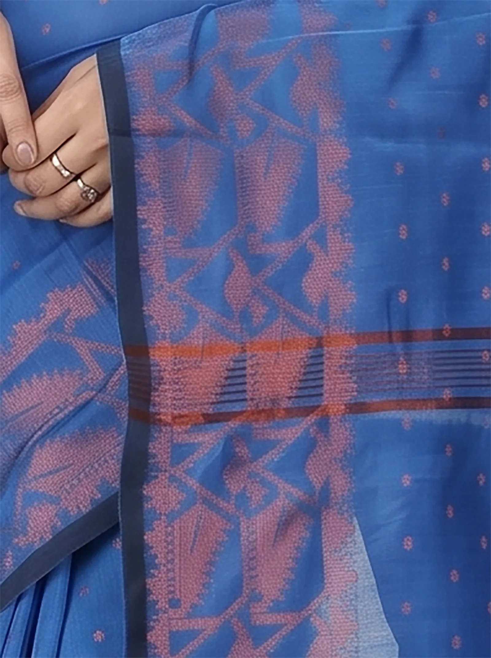 DipDiya Blended Cotton  Traditional Bengali Blue Artisan Crafted Temo Handloom Saree