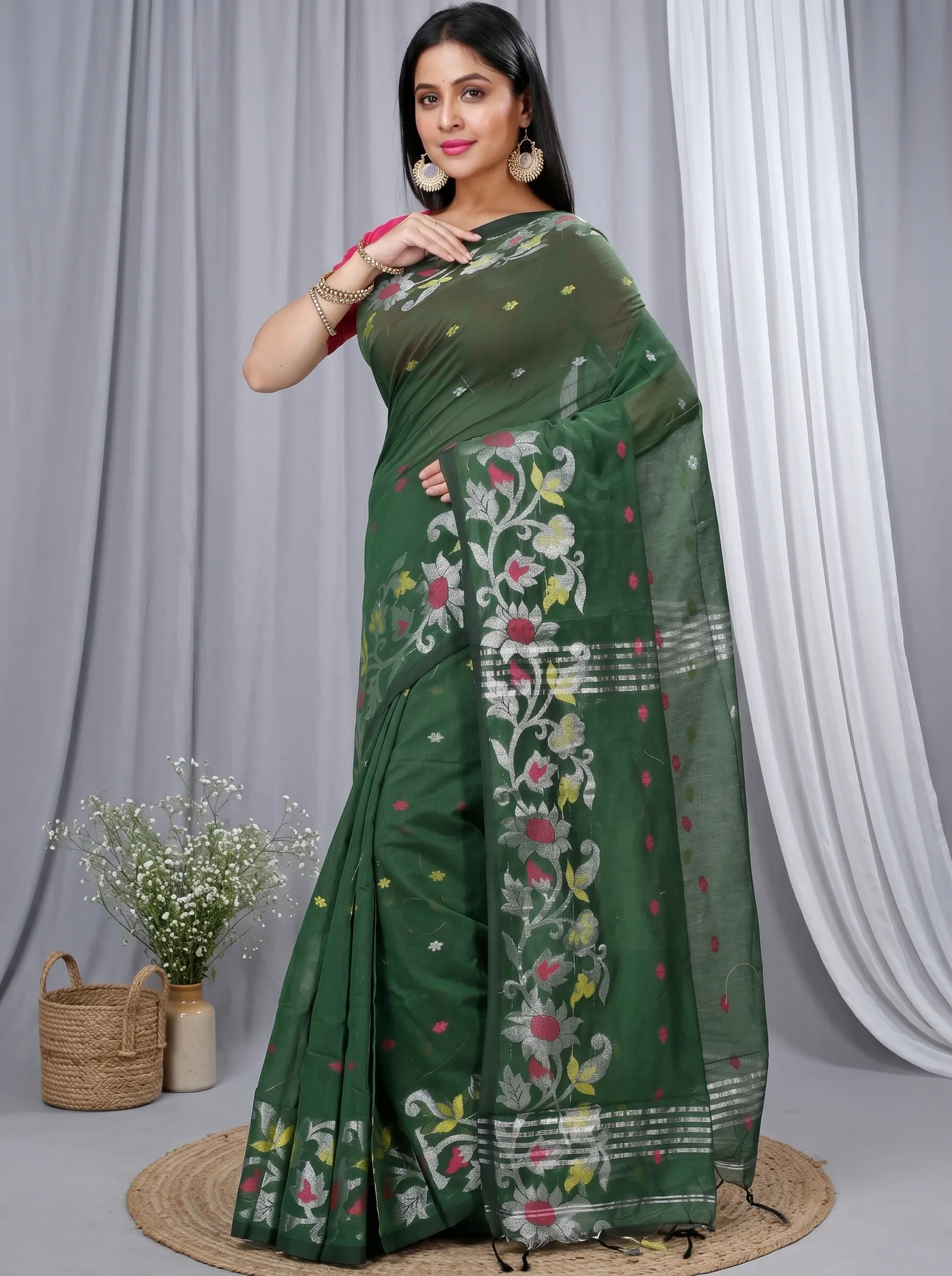 DipDiya Blended Cotton  Traditional Bengali Botel Green Artisan Crafted Nisa Handloom Saree