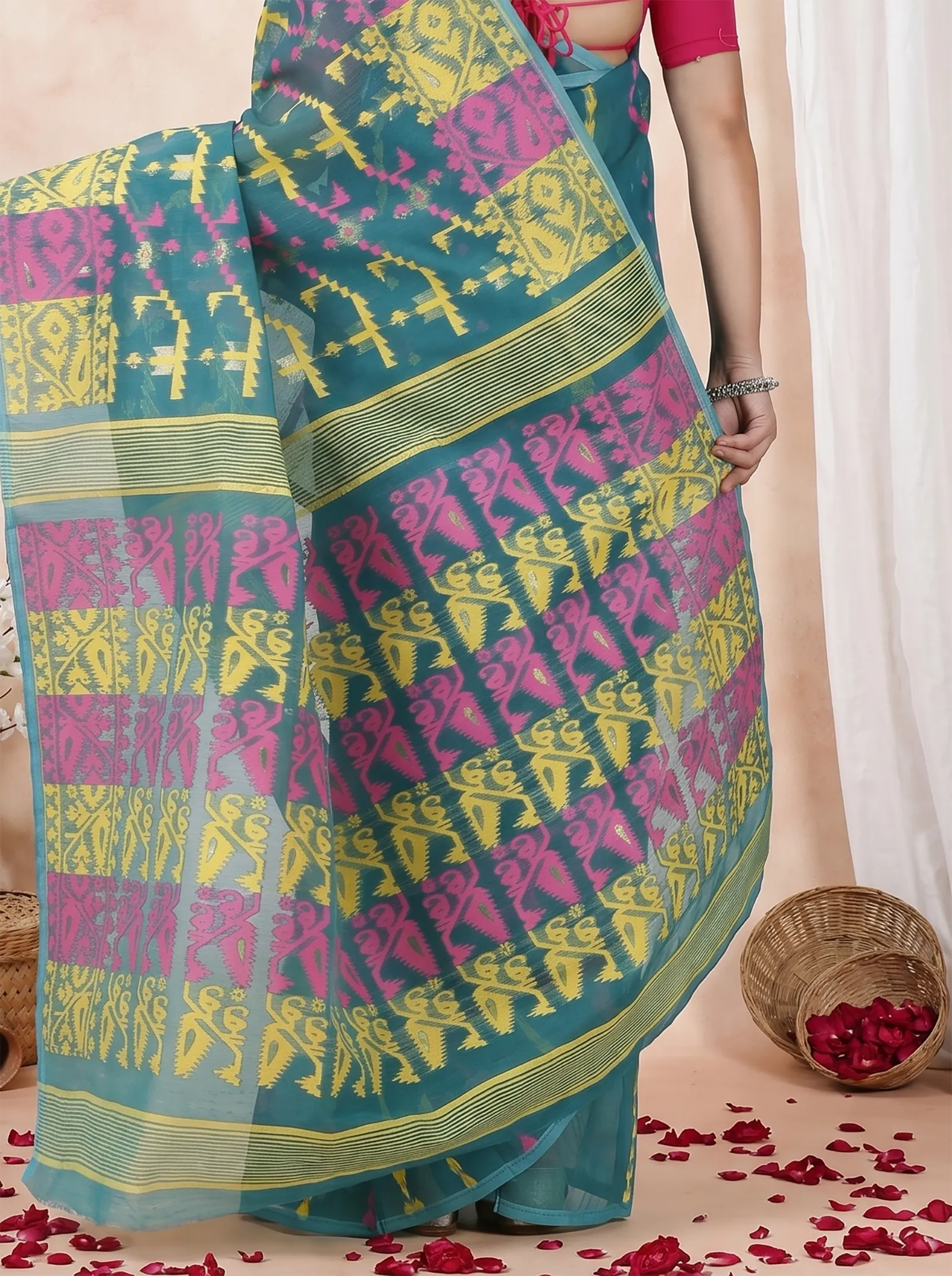 DipDiya Blended Cotton  Traditional Bengali Green Artisan Crafted Jaya Jamdani Saree