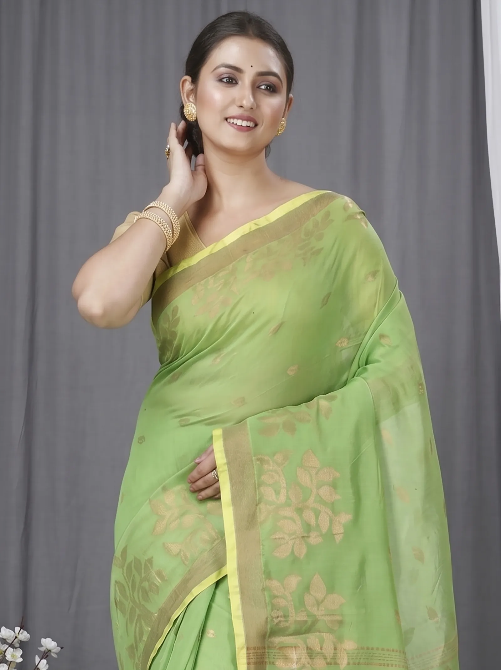 DipDiya Blended Cotton  Traditional Bengali Green Artisan Crafted Tina Handloom Saree