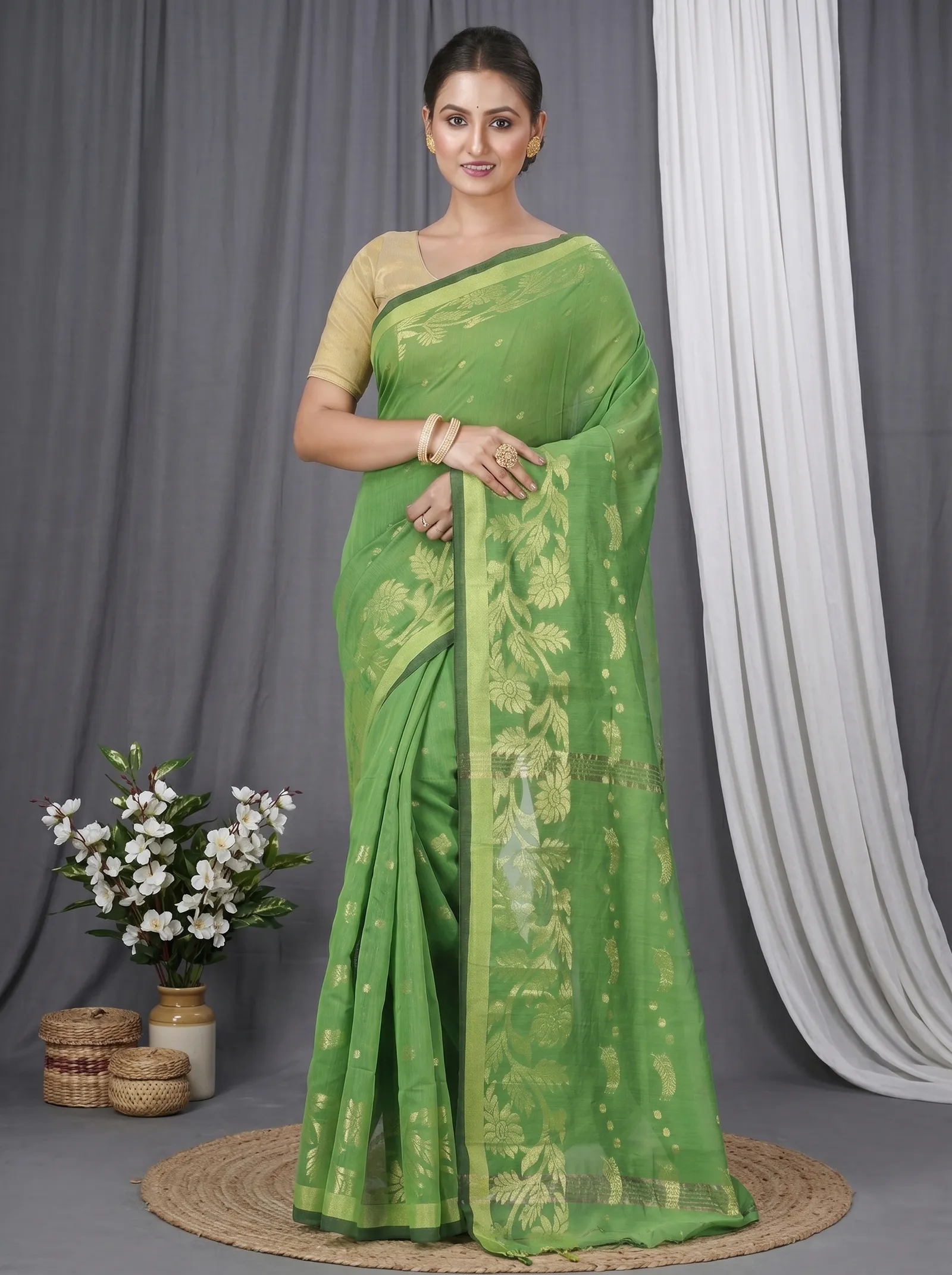 DipDiya Blended Cotton  Traditional Bengali Green Artisan Crafted Turik Handloom Saree