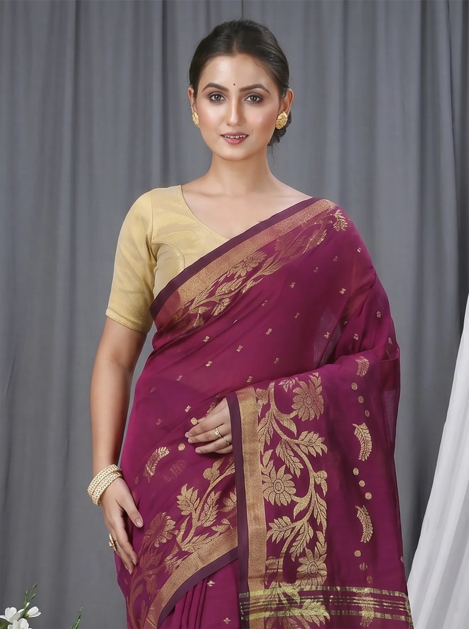 DipDiya Blended Cotton  Traditional Bengali Maroon Artisan Crafted Turik Handloom Saree