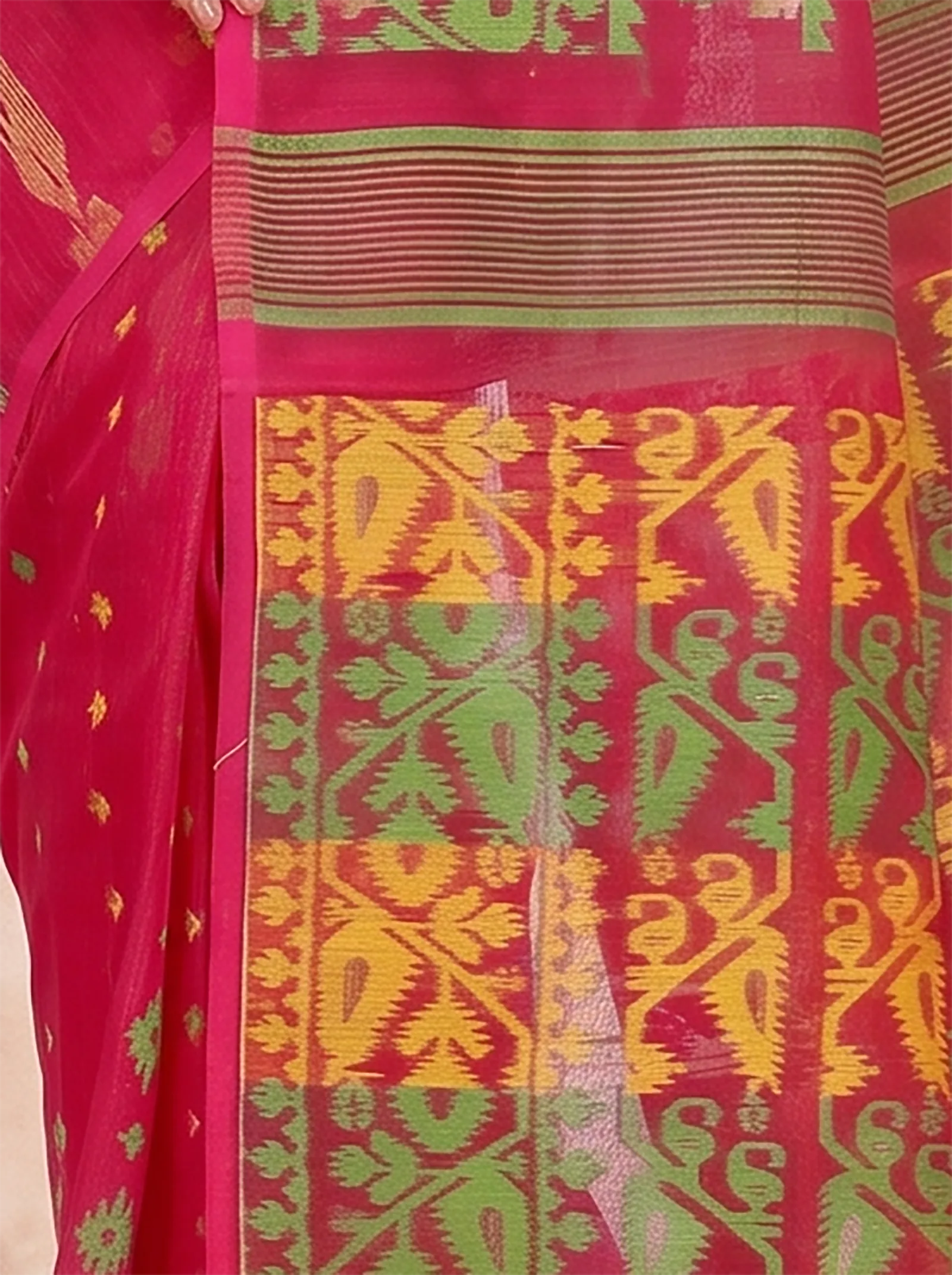 DipDiya Blended Cotton  Traditional Bengali Marun Artisan Crafted Jaya Jamdani Saree