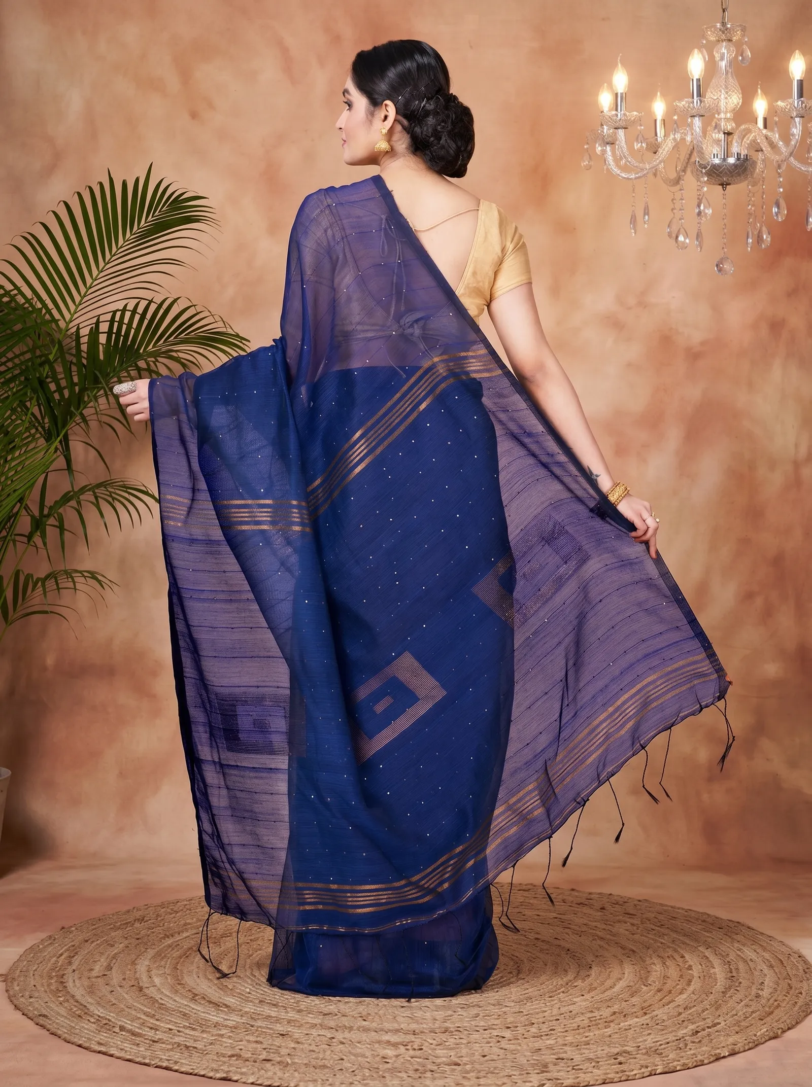 DipDiya Blended Cotton  Traditional Bengali Naby Blue Artisan Crafted Sequence Handloom Saree