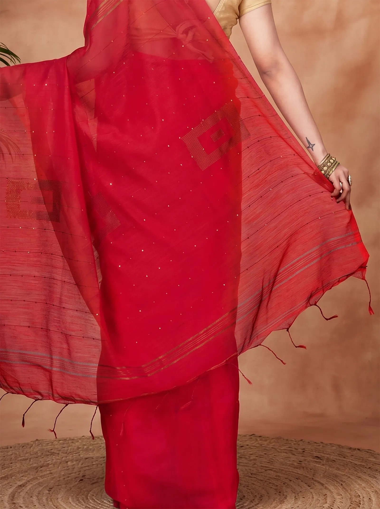 DipDiya Blended Cotton  Traditional Bengali Red Artisan Crafted Sequence Handloom Saree