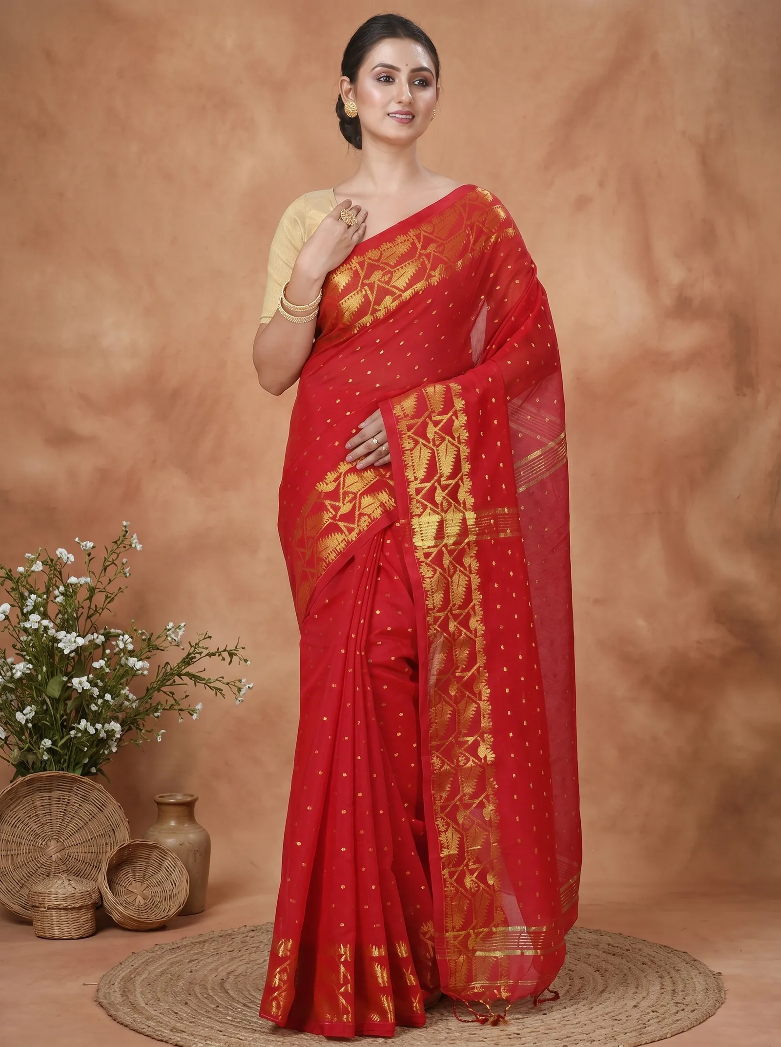 DipDiya Blended Cotton  Traditional Bengali Red Artisan Crafted Temo Handloom Saree