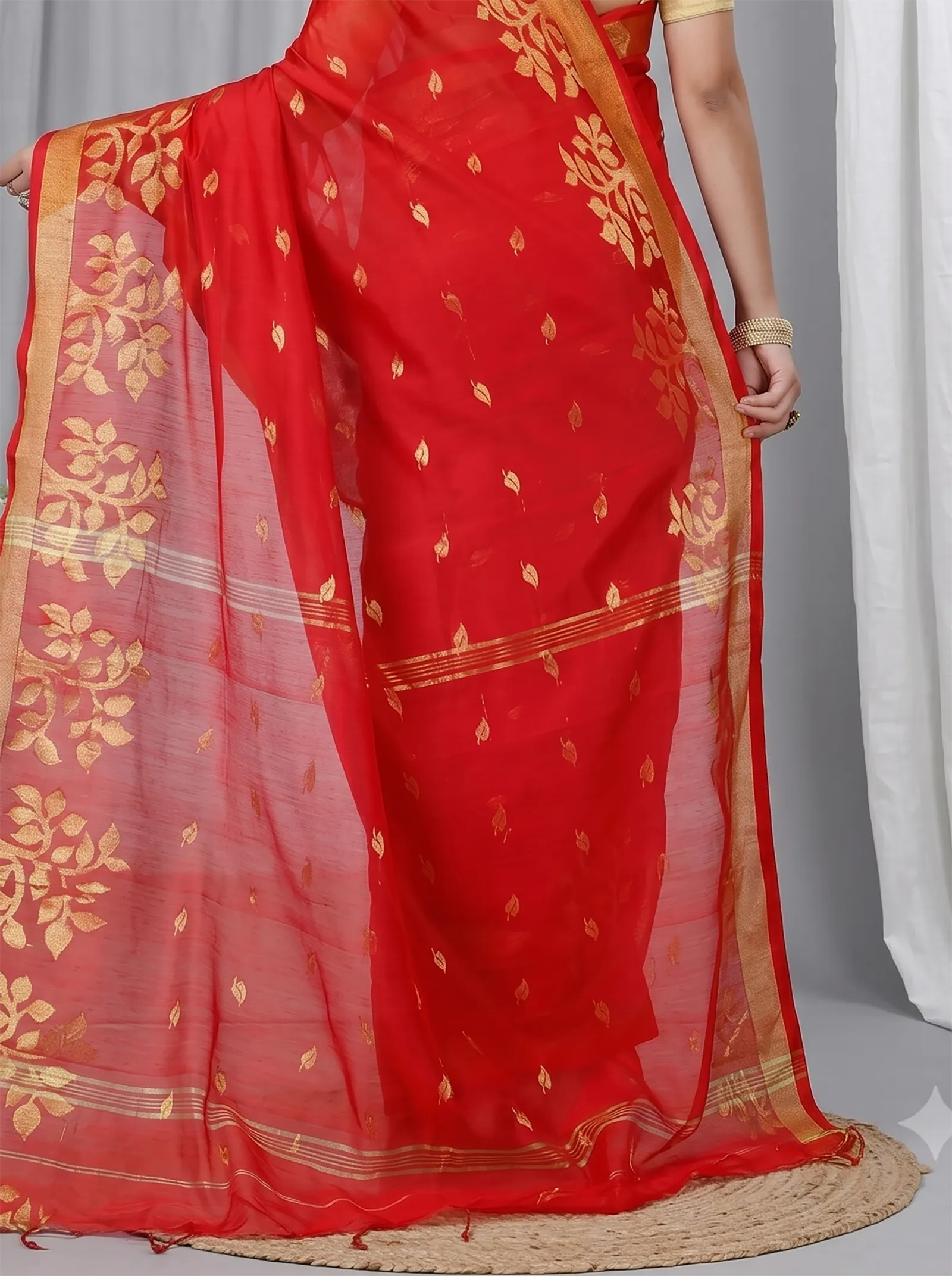 DipDiya Blended Cotton  Traditional Bengali Red Artisan Crafted Tina Handloom Saree