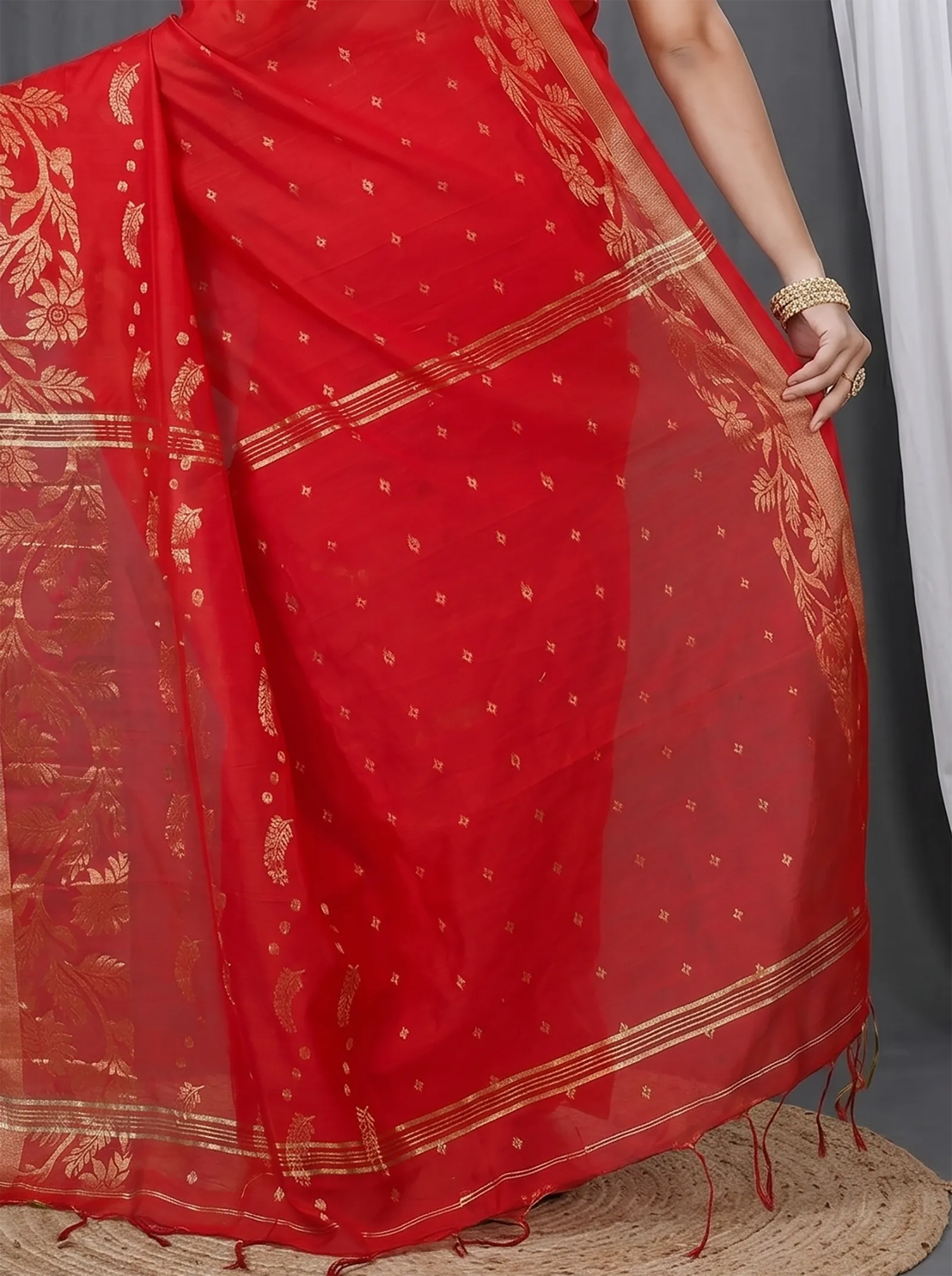 DipDiya Blended Cotton  Traditional Bengali Red Artisan Crafted Turik Handloom Saree