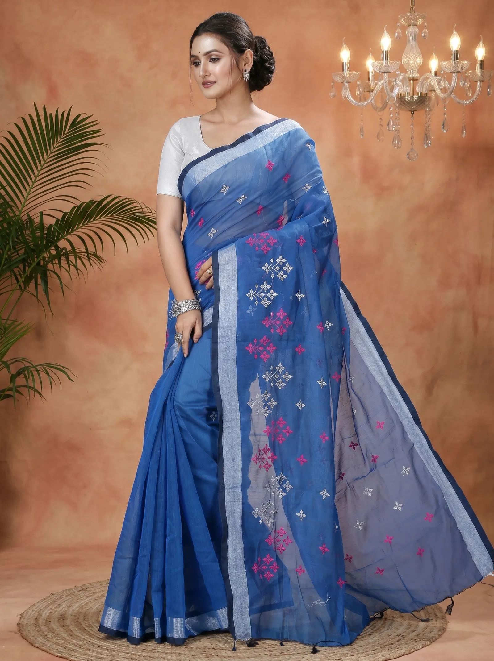 DipDiya Blended Cotton  Traditional Bengali Sky Blue Artisan Crafted Tamasi Handloom Saree