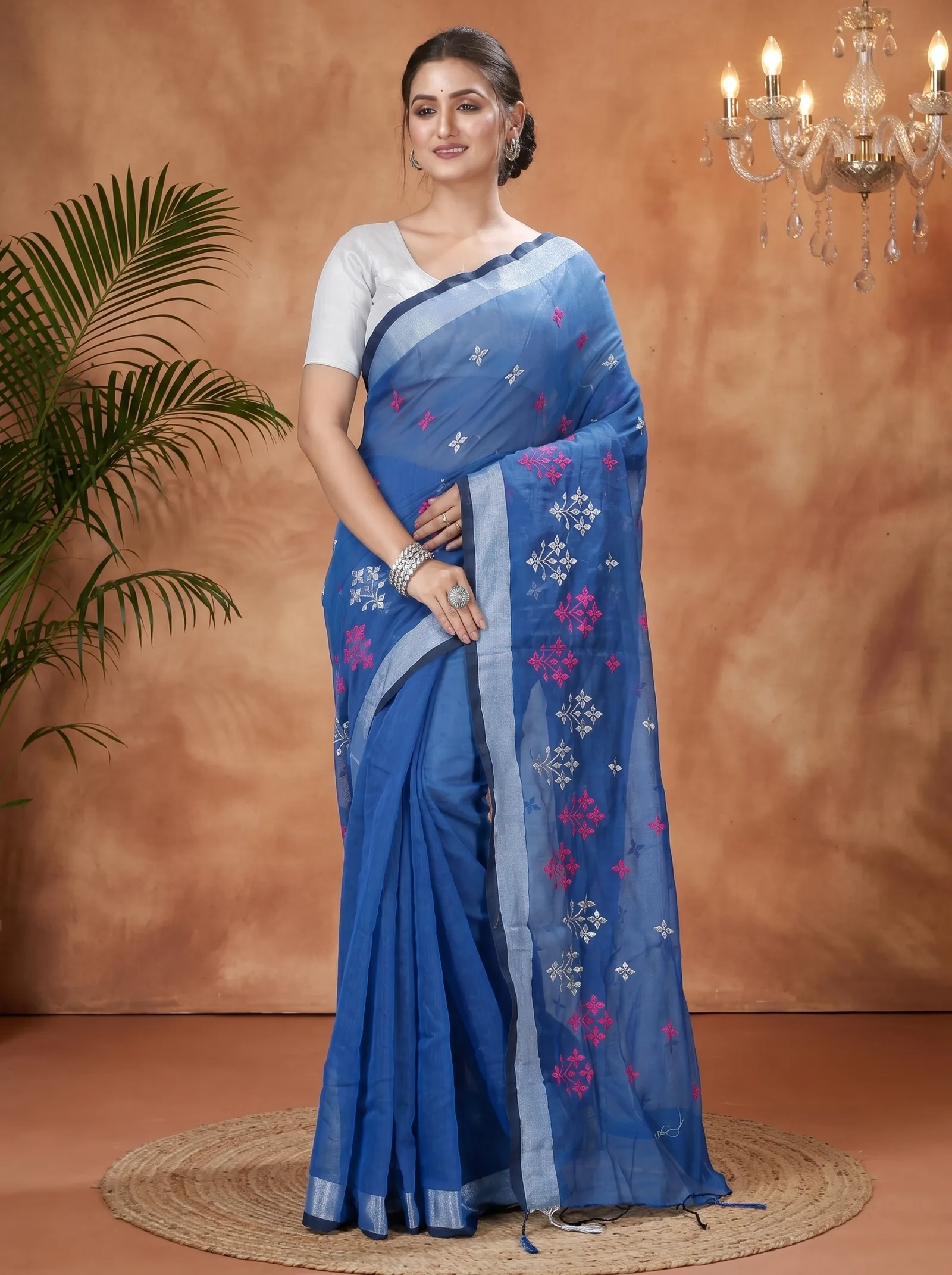 DipDiya Blended Cotton  Traditional Bengali Sky Blue Artisan Crafted Tamasi Handloom Saree