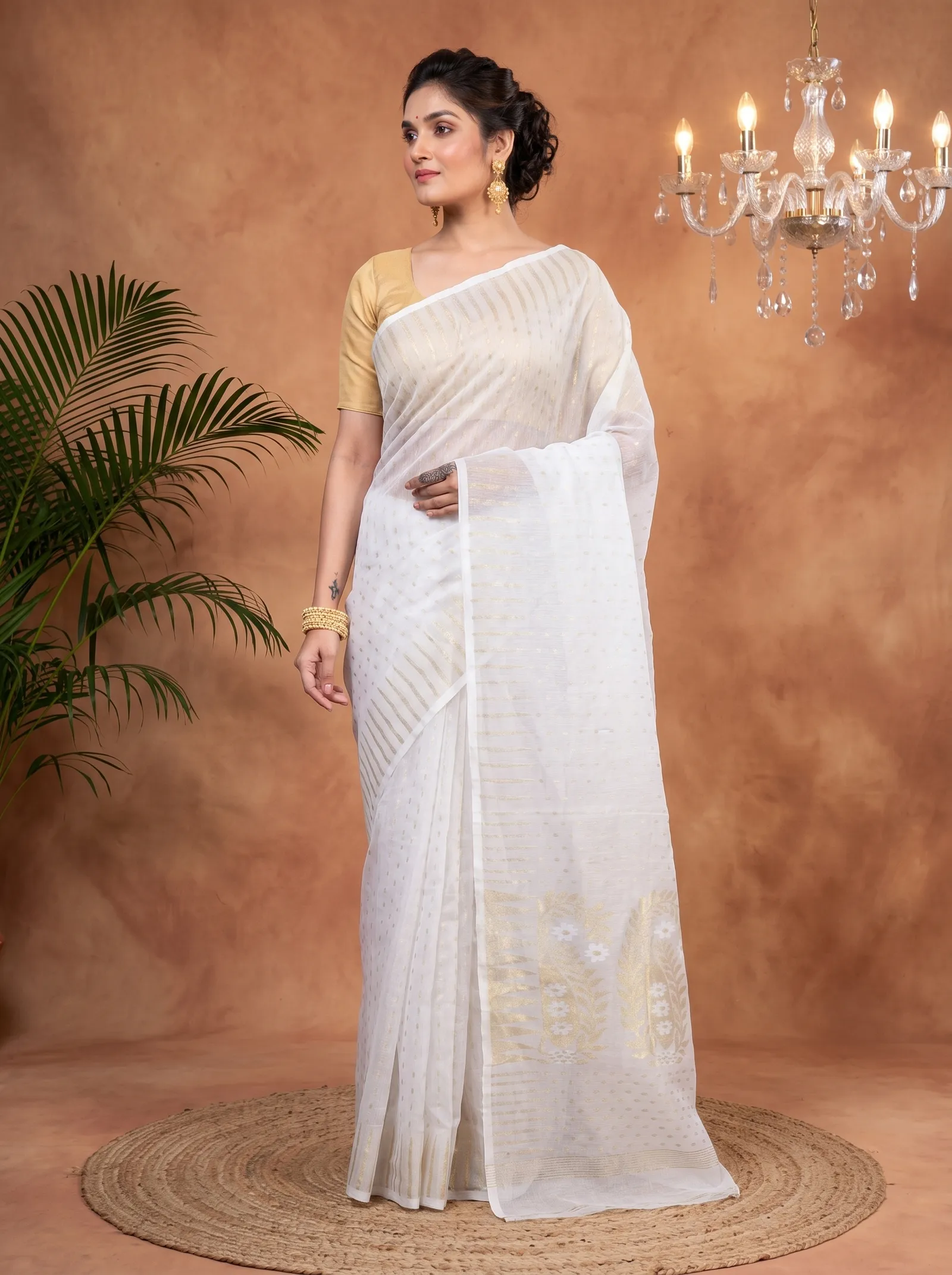 DipDiya Blended Cotton  Traditional Bengali White Artisan Crafted HALF JAMDINE Jamdani Saree