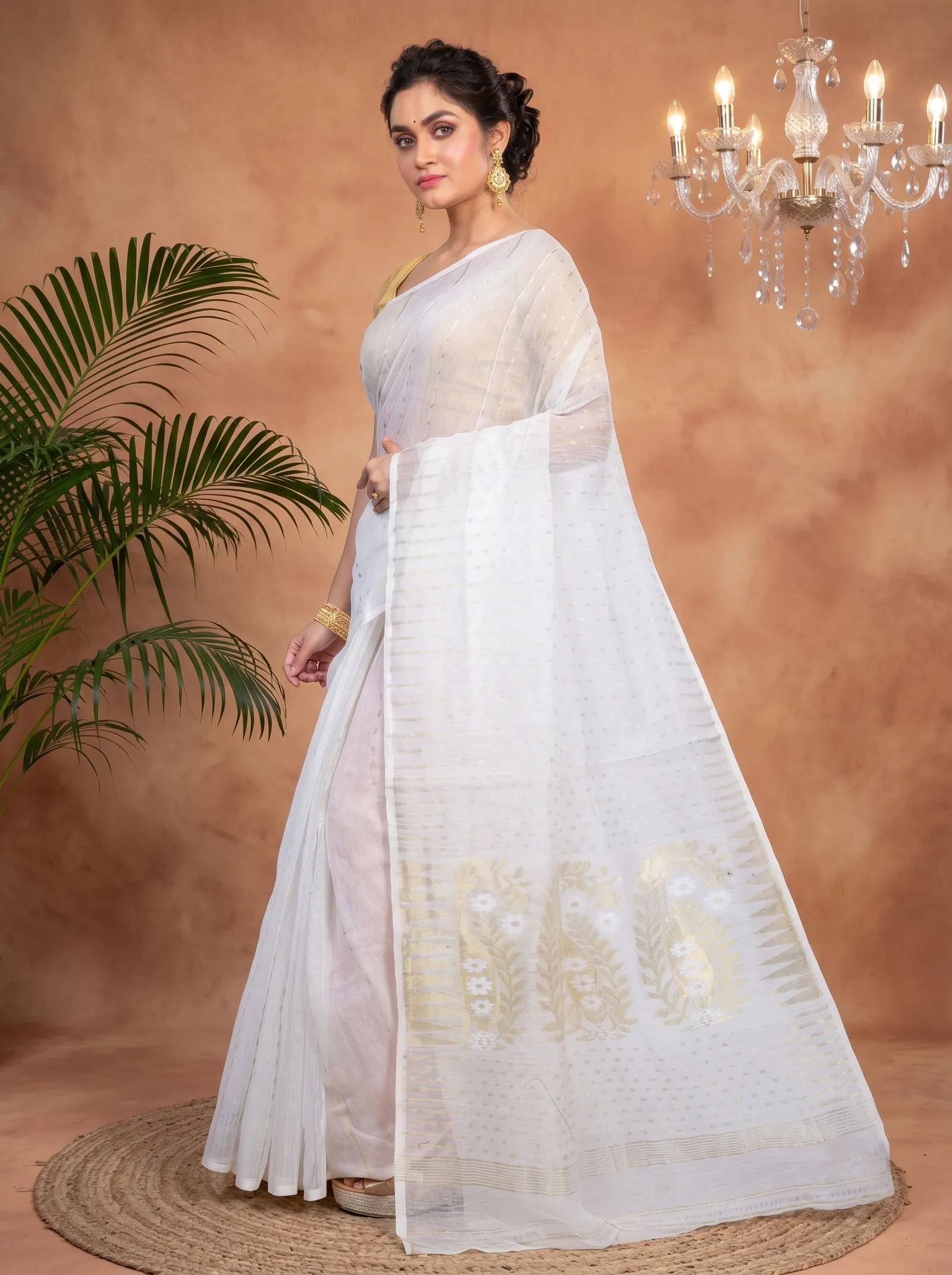 DipDiya Blended Cotton  Traditional Bengali White Artisan Crafted HALF JAMDINE Jamdani Saree