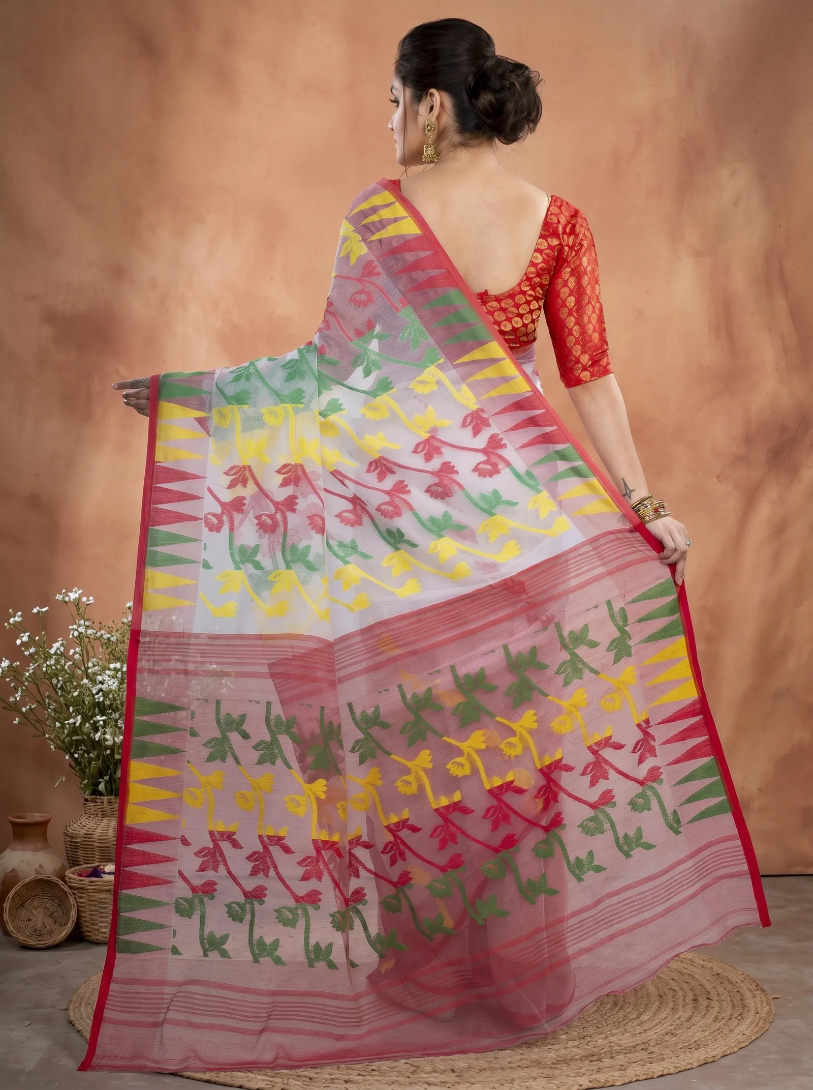 DipDiya Blended Cotton  Traditional Bengali White Red Artisan Crafted Moha Jamdani Jamdani Saree