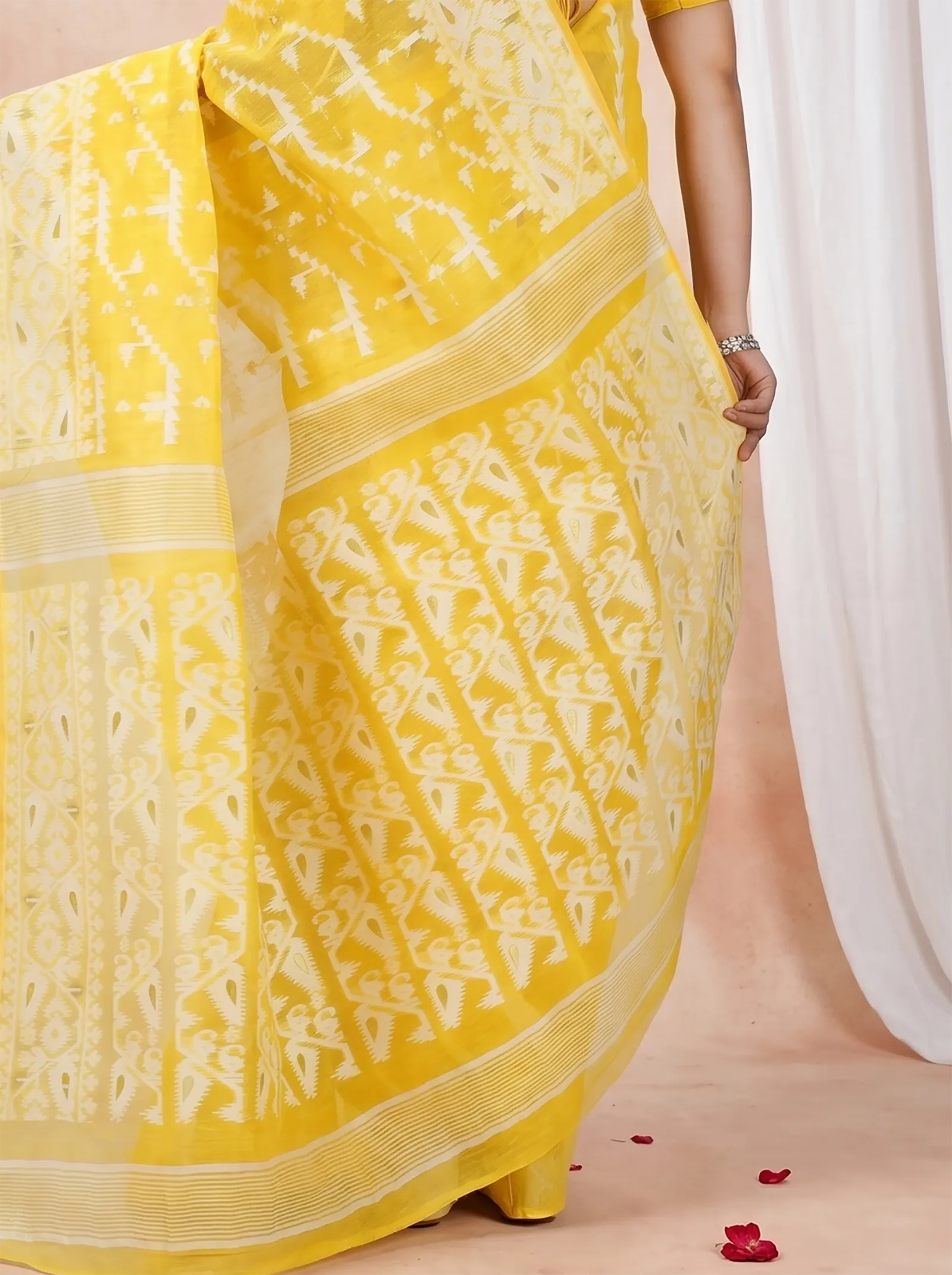 DipDiya Blended Cotton  Traditional Bengali Yellow Artisan Crafted Jaya Jamdani Saree