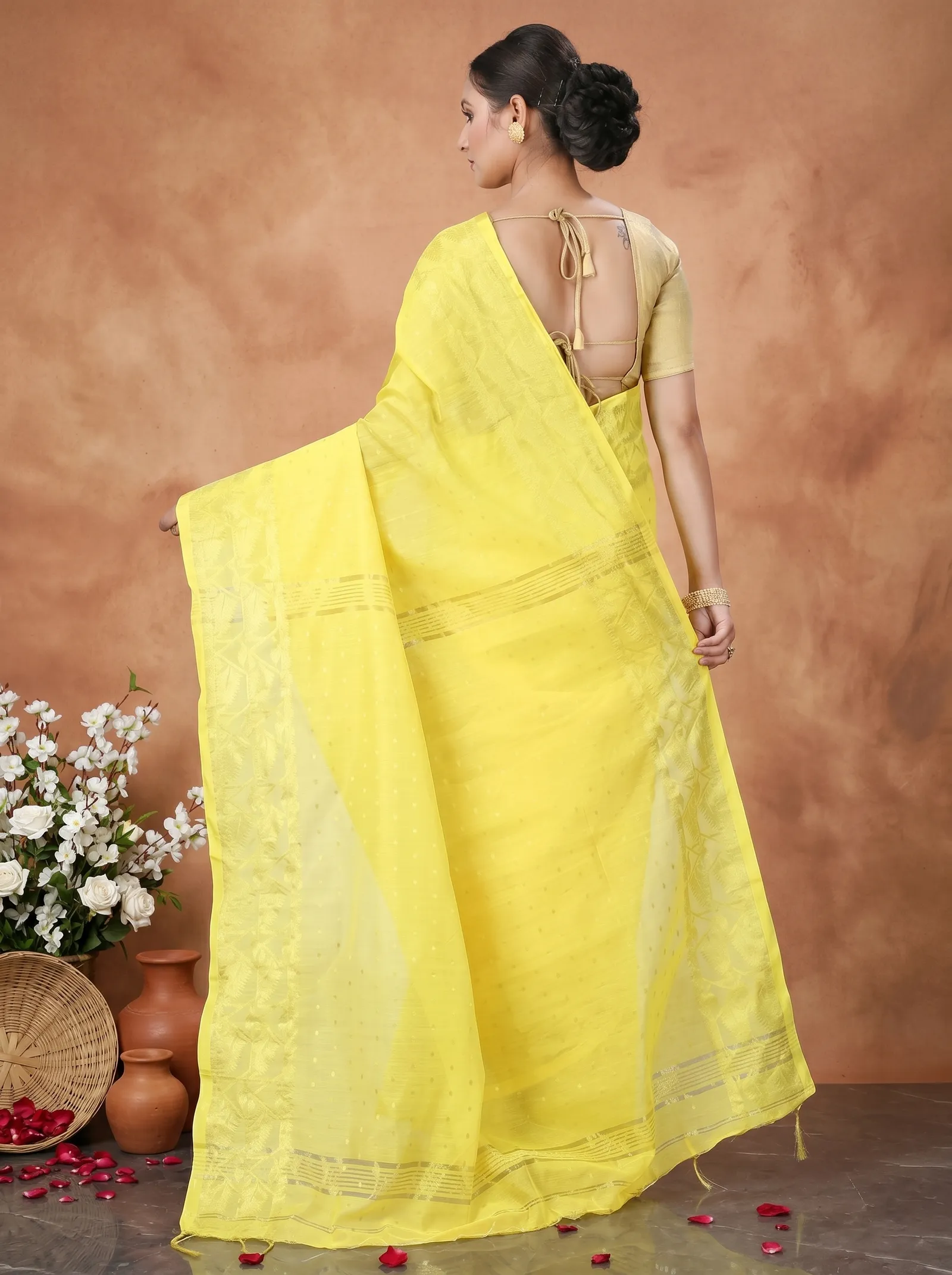 DipDiya Blended Cotton  Traditional Bengali Yellow Artisan Crafted Temo Handloom Saree
