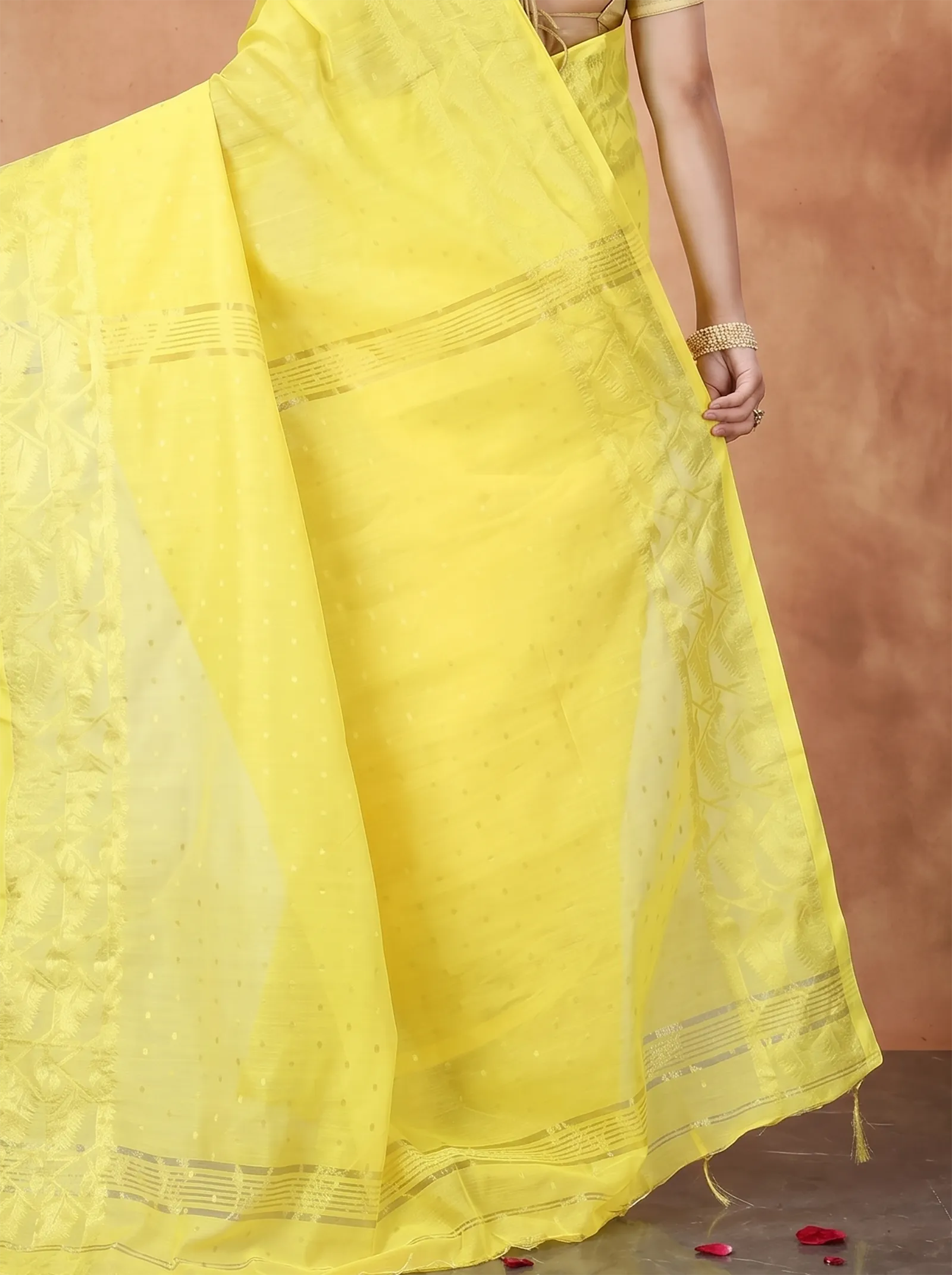 DipDiya Blended Cotton  Traditional Bengali Yellow Artisan Crafted Temo Handloom Saree