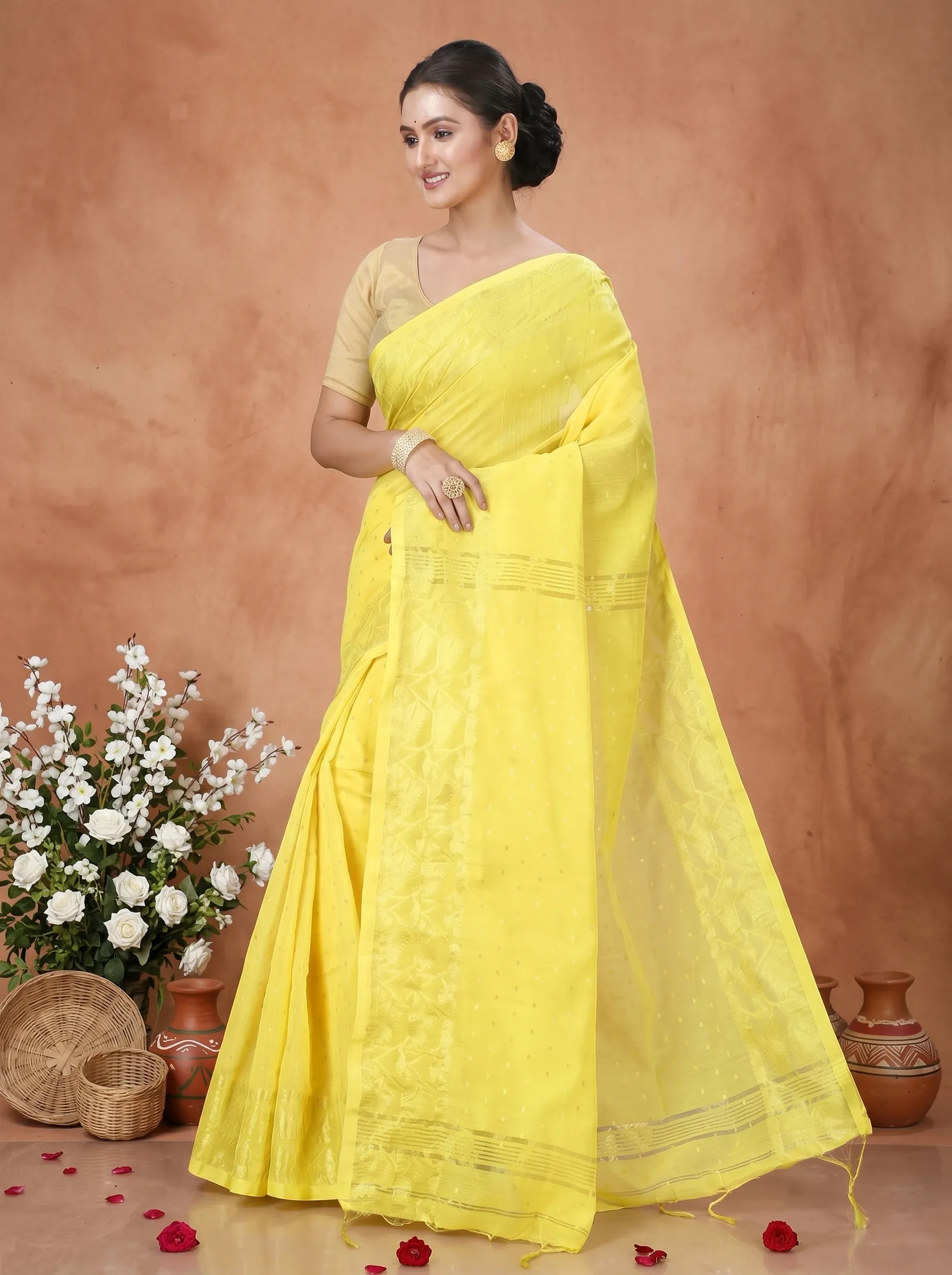DipDiya Blended Cotton  Traditional Bengali Yellow Artisan Crafted Temo Handloom Saree