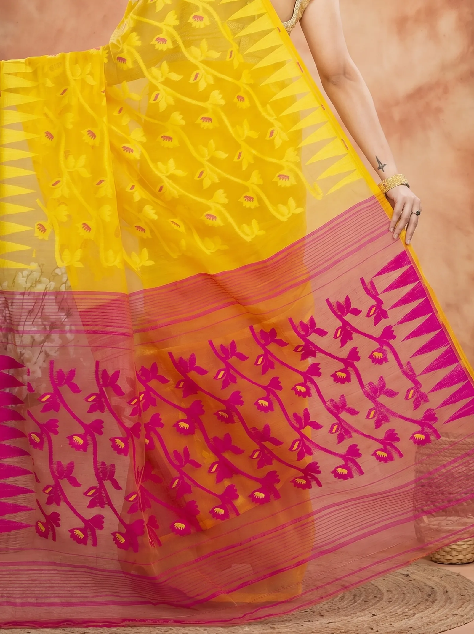 DipDiya Blended Cotton  Traditional Bengali Yellow Rani Artisan Crafted Moha Jamdani Jamdani Saree