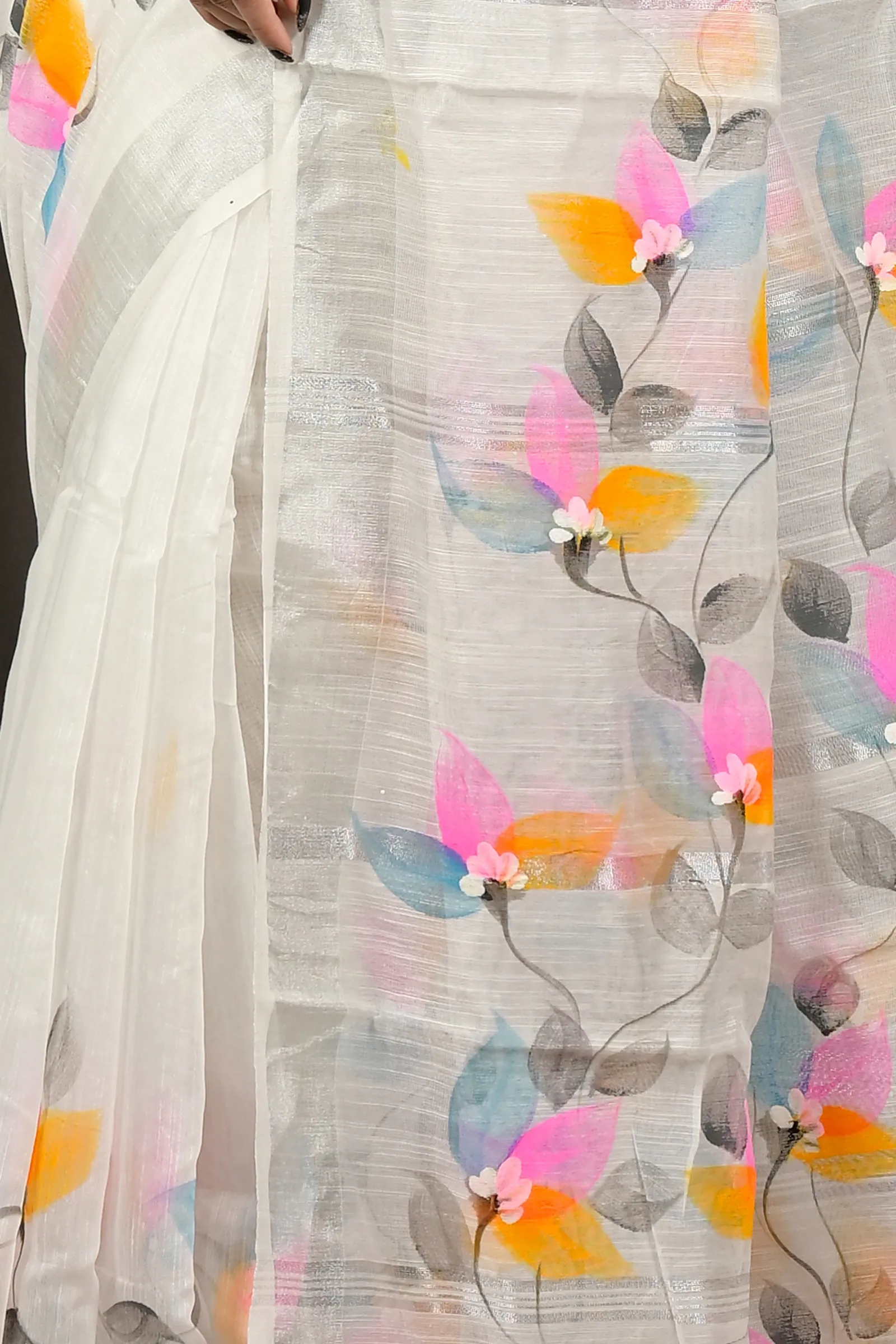 DipDiya Blended Cotton White Finesi Loom to Love Hand Painted Sarees