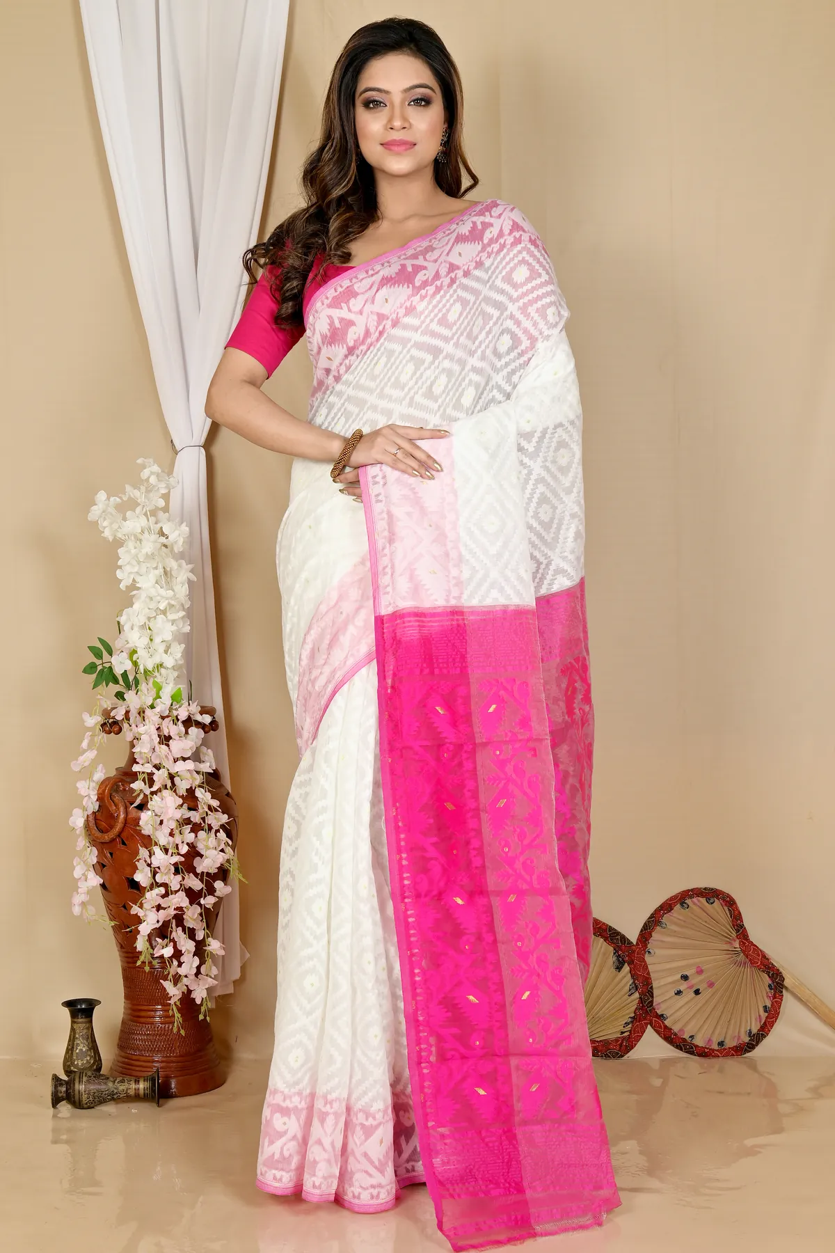 DipDiya Blended Cotton White Purple Krokai Bengal’s Tradition Jamdani Sarees