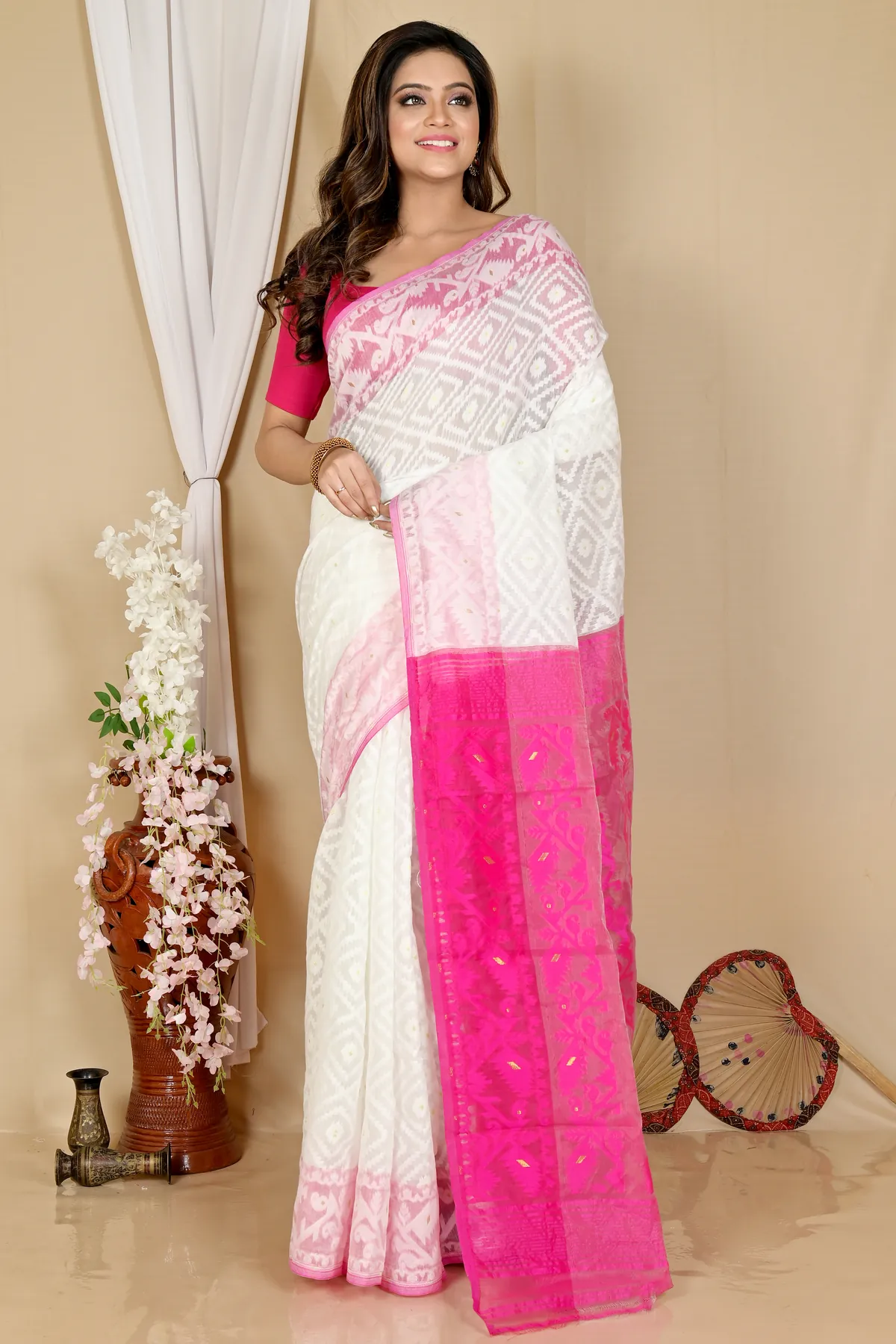 DipDiya Blended Cotton White Purple Krokai Bengal’s Tradition Jamdani Sarees