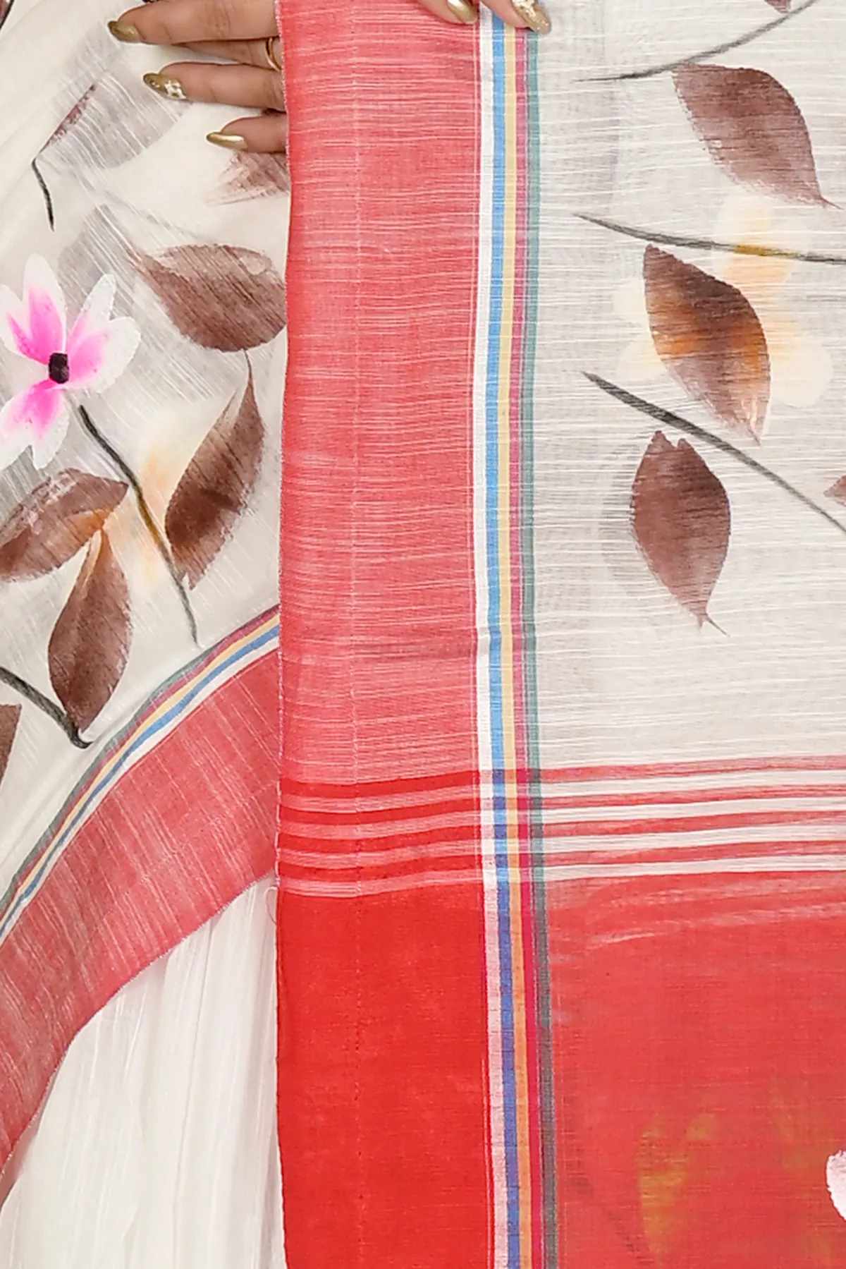DipDiya Blended Cotton White Red Slabakato Heritage of Bengal Hand Painted Sarees