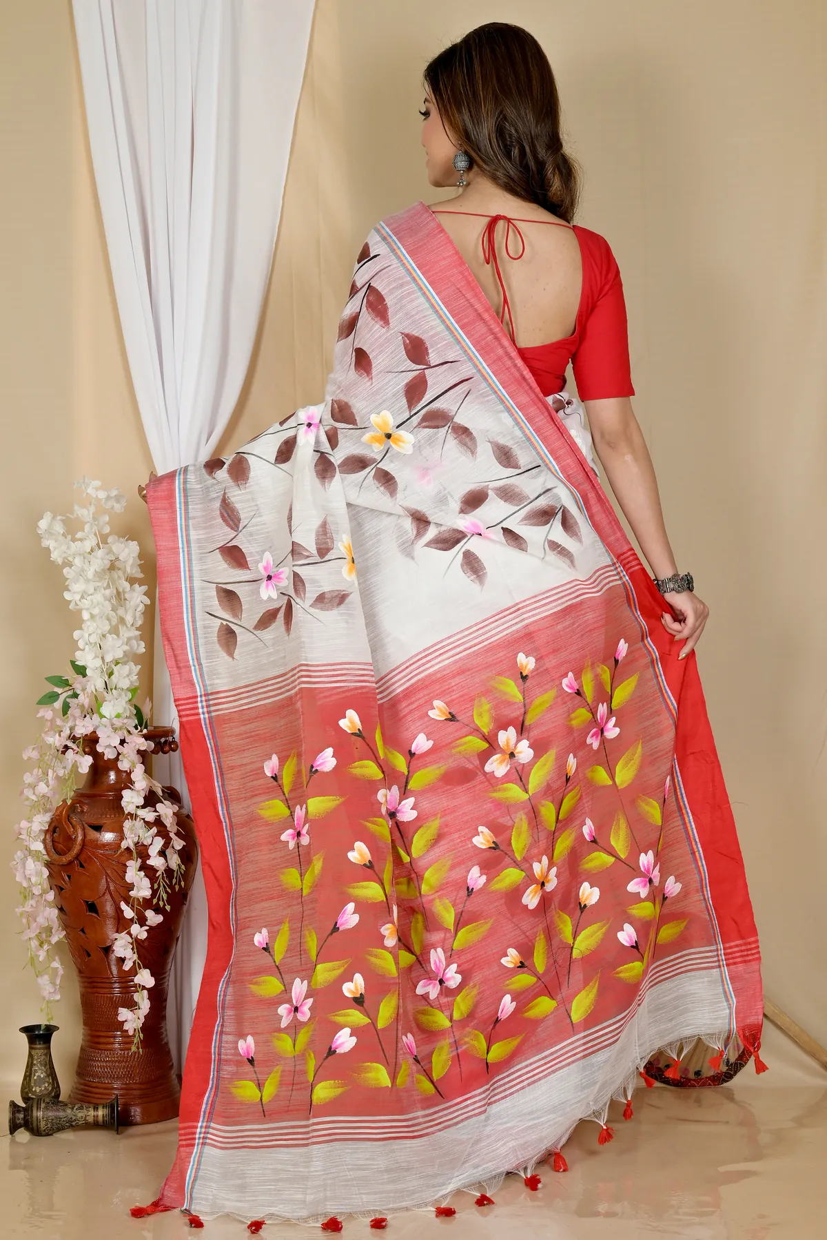 DipDiya Blended Cotton White Red Slabakato Heritage of Bengal Hand Painted Sarees