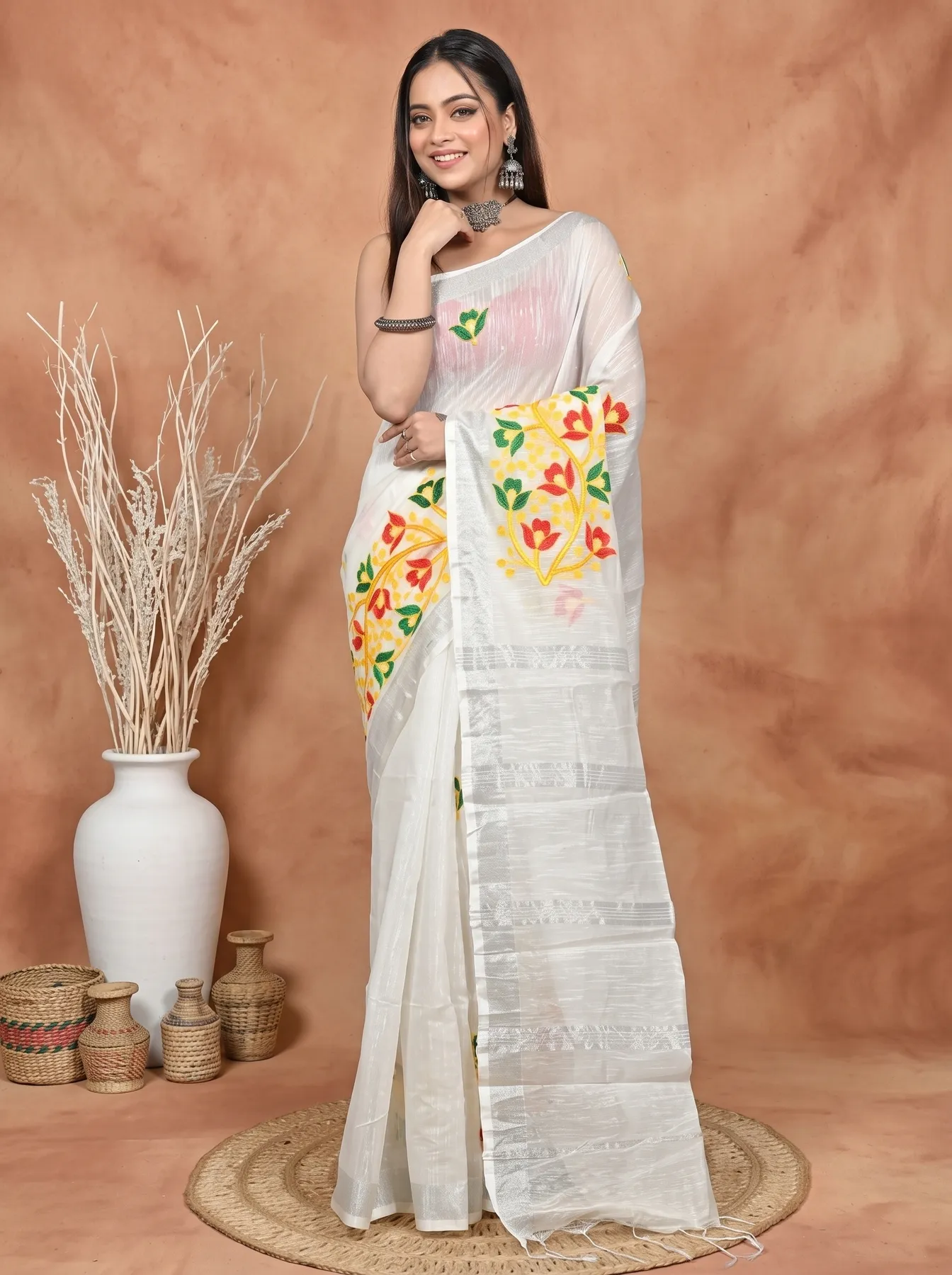 DipDiya Blended Cotton White Samyra Heritage of Bengali Embroidery Handloom sarees