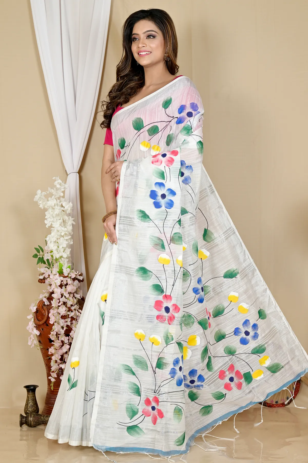 DipDiya Blended Cotton White Slabaka Ful Handcrafted Elegance Hand Painted Sarees