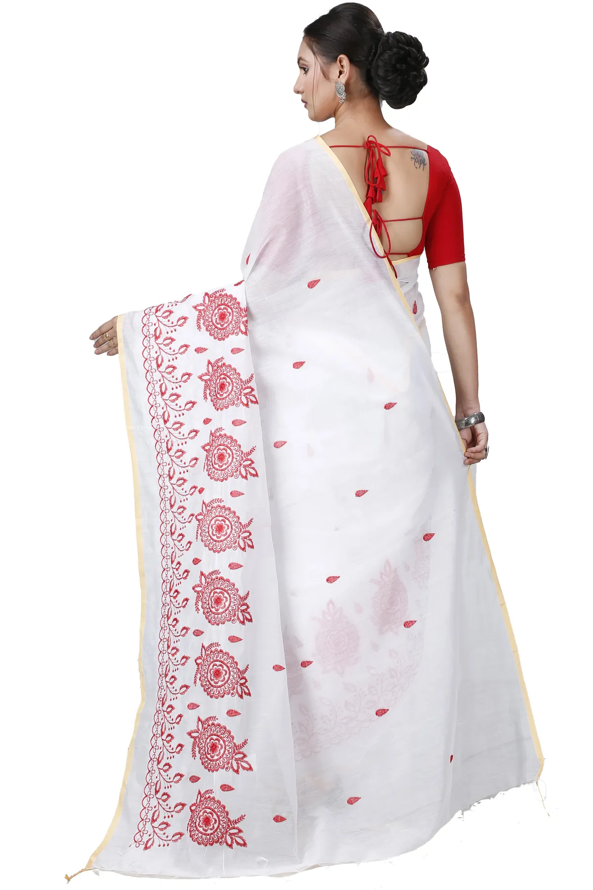DipDiya Blended Cotton White Tabu Wrapped in Heritage Handloom Sarees