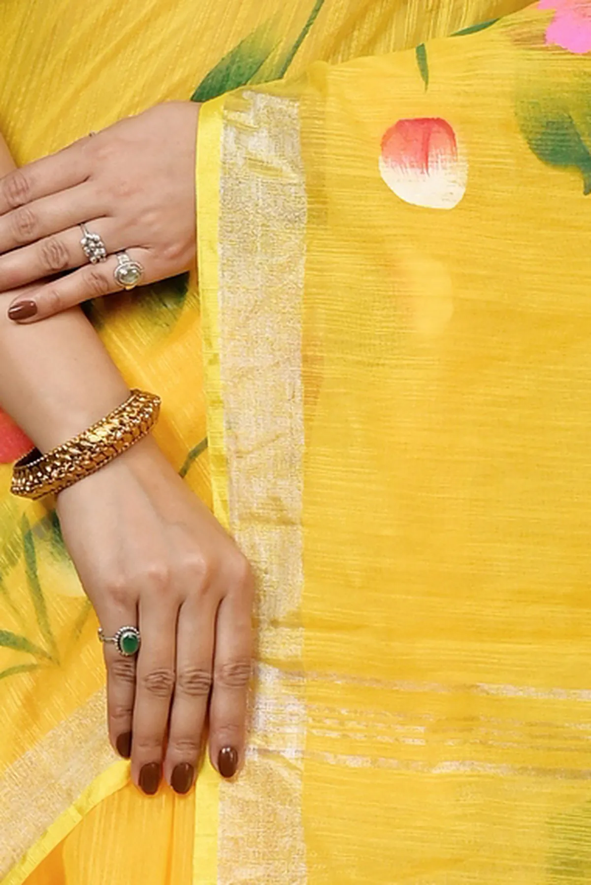 DipDiya Blended Cotton Yellow Anito Threads of Tradition Hand Painted Sarees
