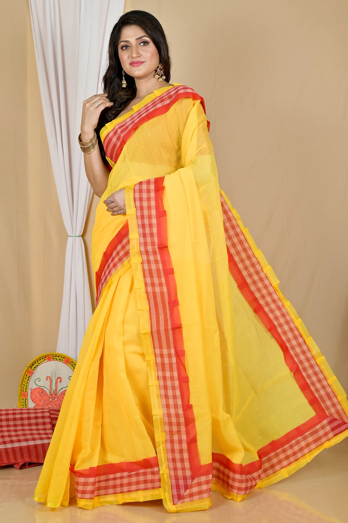 DipDiya Blended Cotton Yellow Aplika Mix Artisan Crafted Applique Sarees