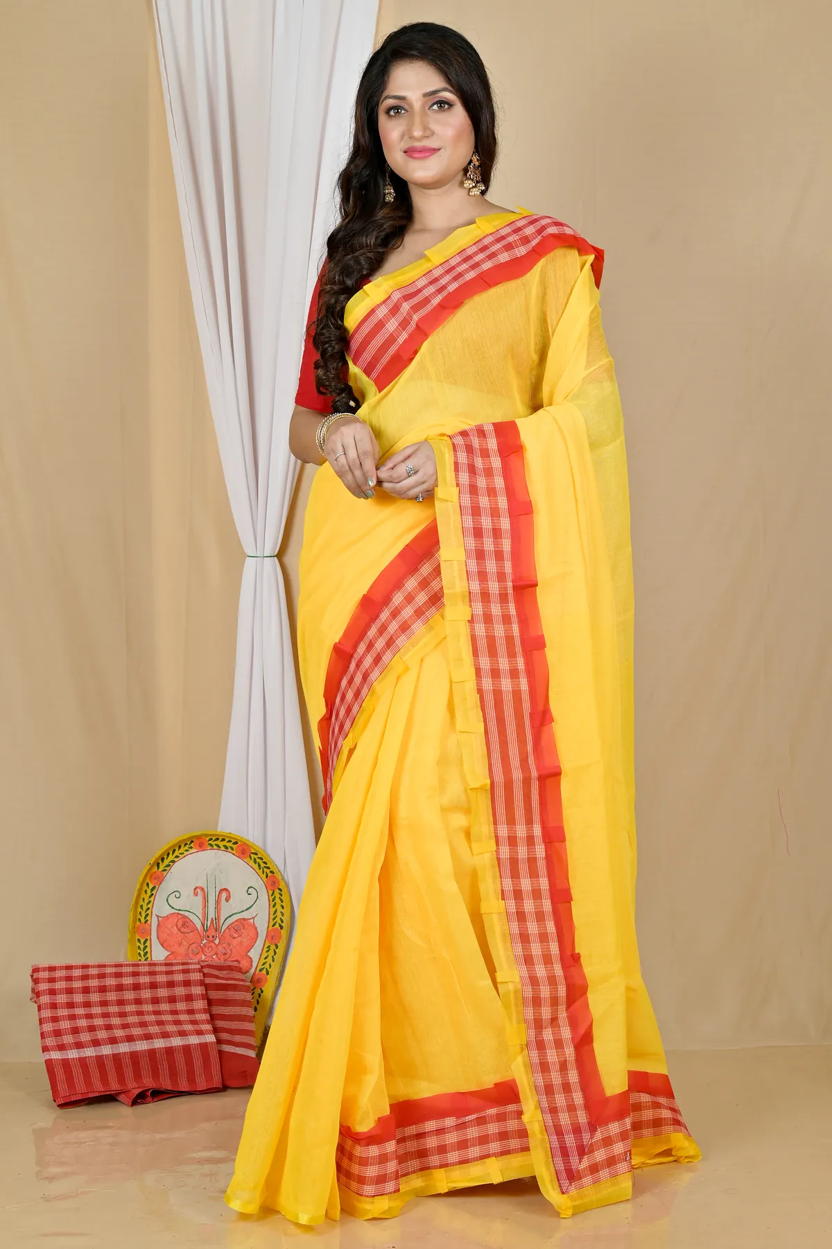 DipDiya Blended Cotton Yellow Aplika Mix Artisan Crafted Applique Sarees