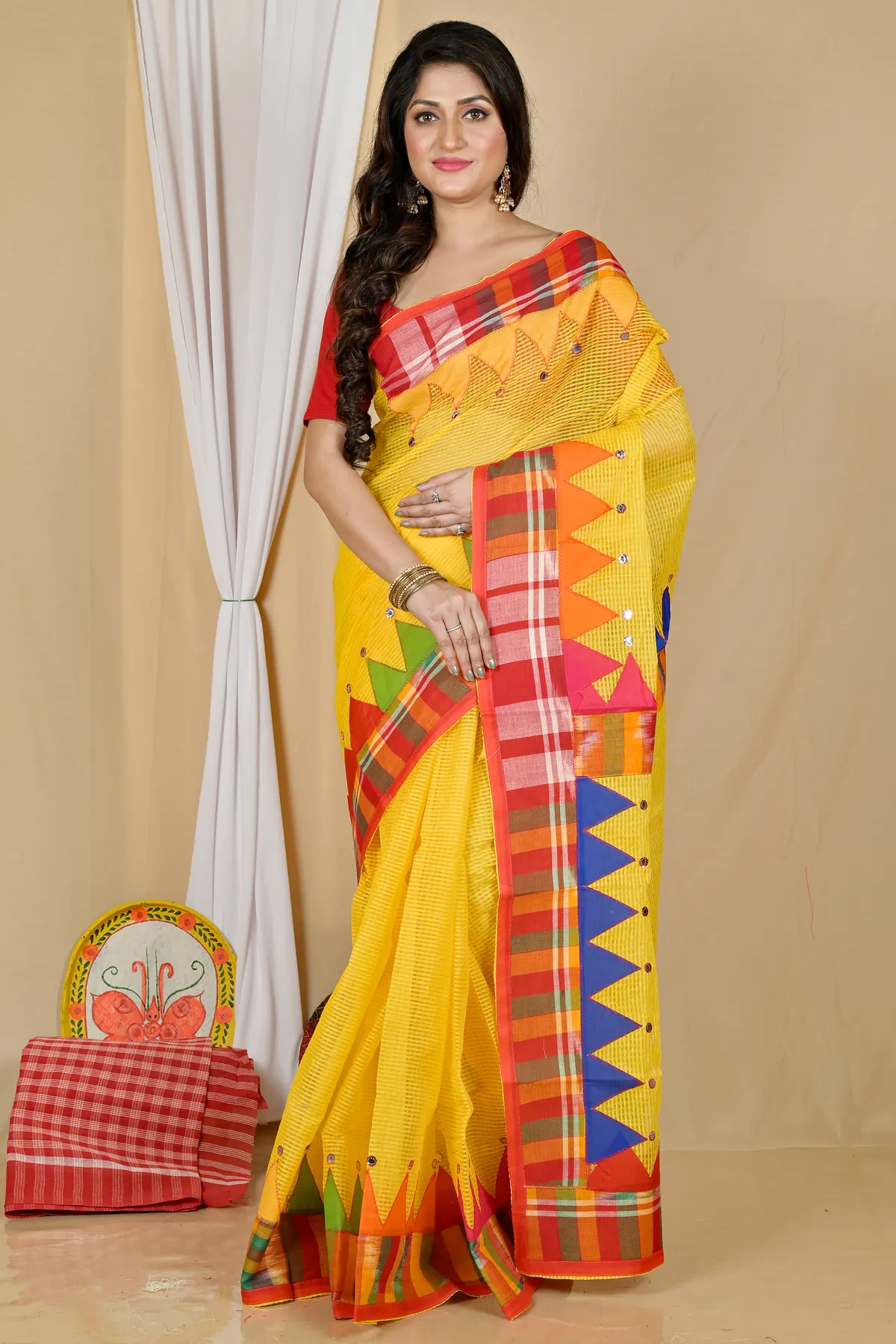 DipDiya Blended Cotton Yellow Aplika Mix Bengal in Every Thread Applique Sarees
