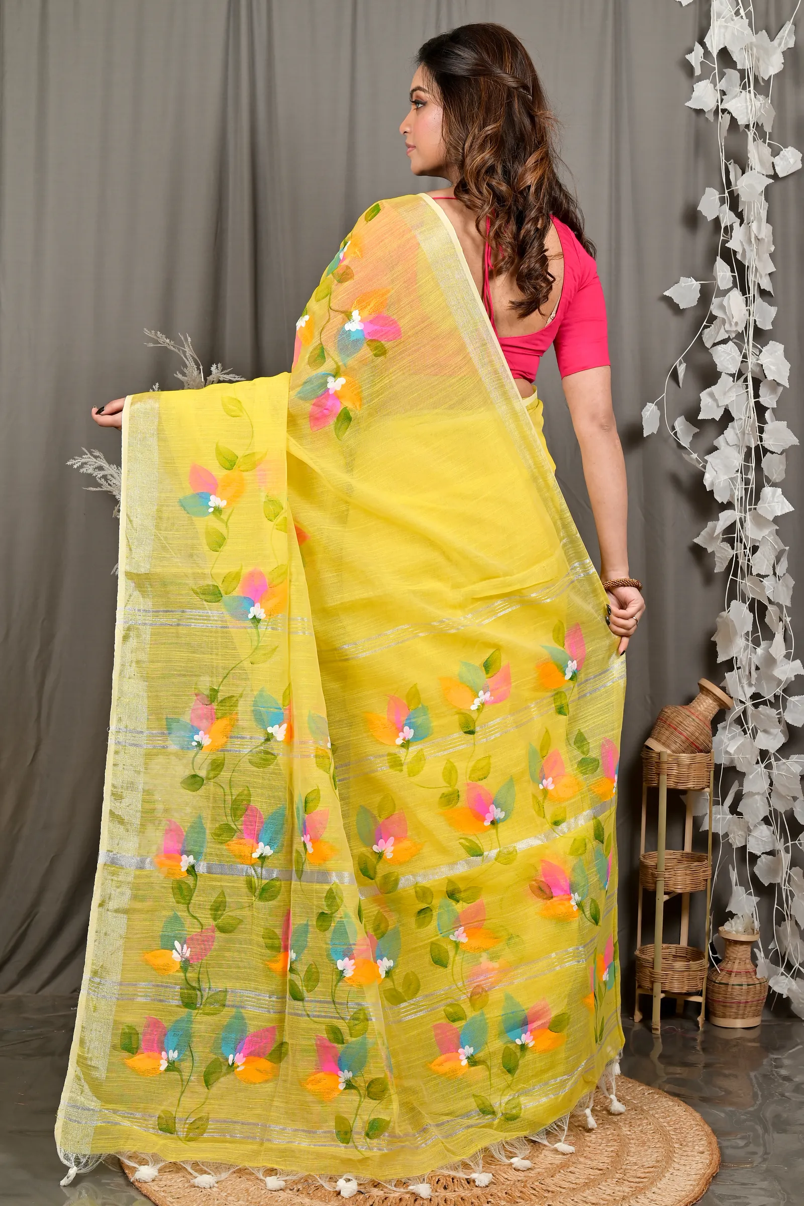 DipDiya Blended Cotton Yellow Finesi Masterfully Woven Hand Painted Sarees