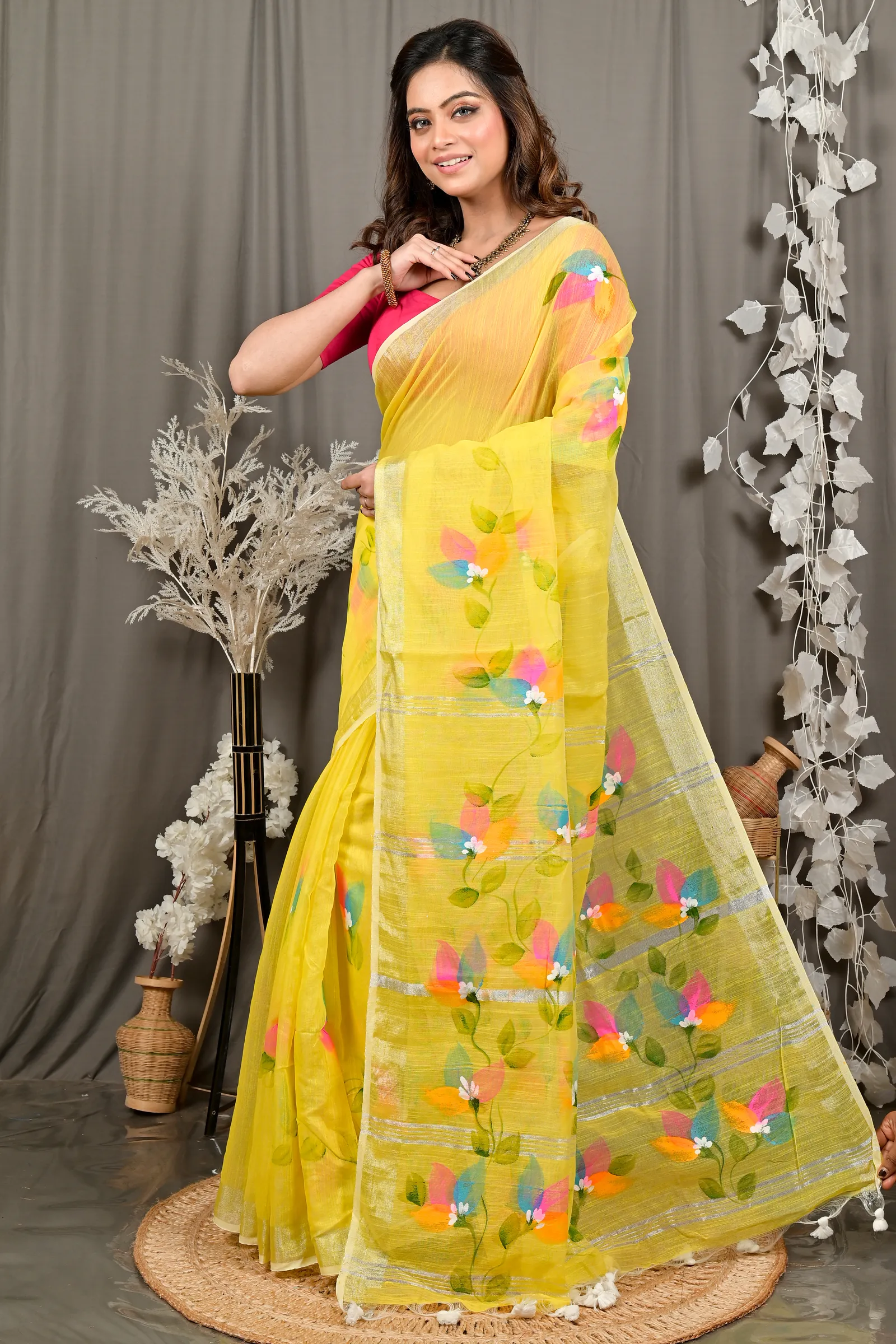 DipDiya Blended Cotton Yellow Finesi Masterfully Woven Hand Painted Sarees