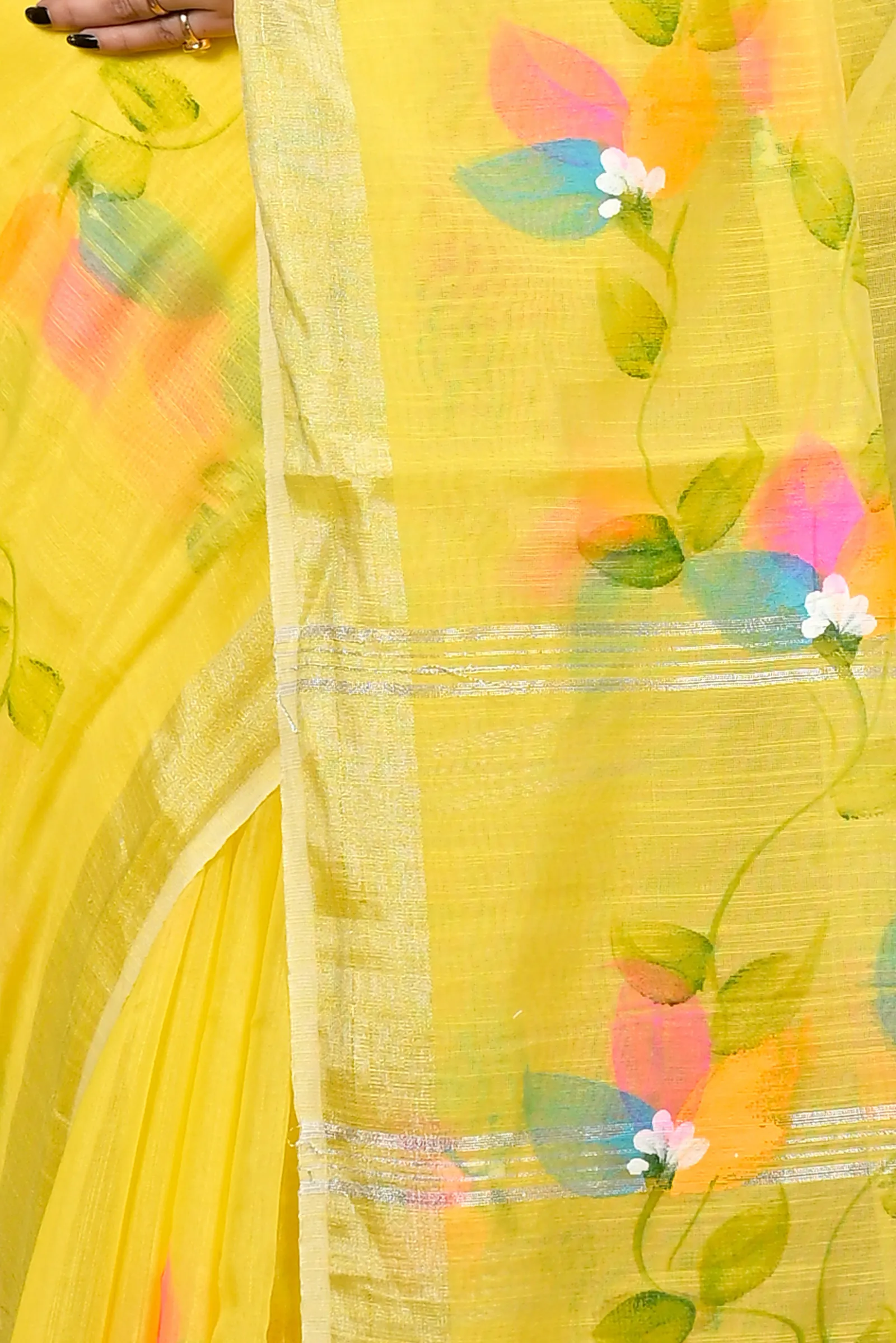 DipDiya Blended Cotton Yellow Finesi Masterfully Woven Hand Painted Sarees