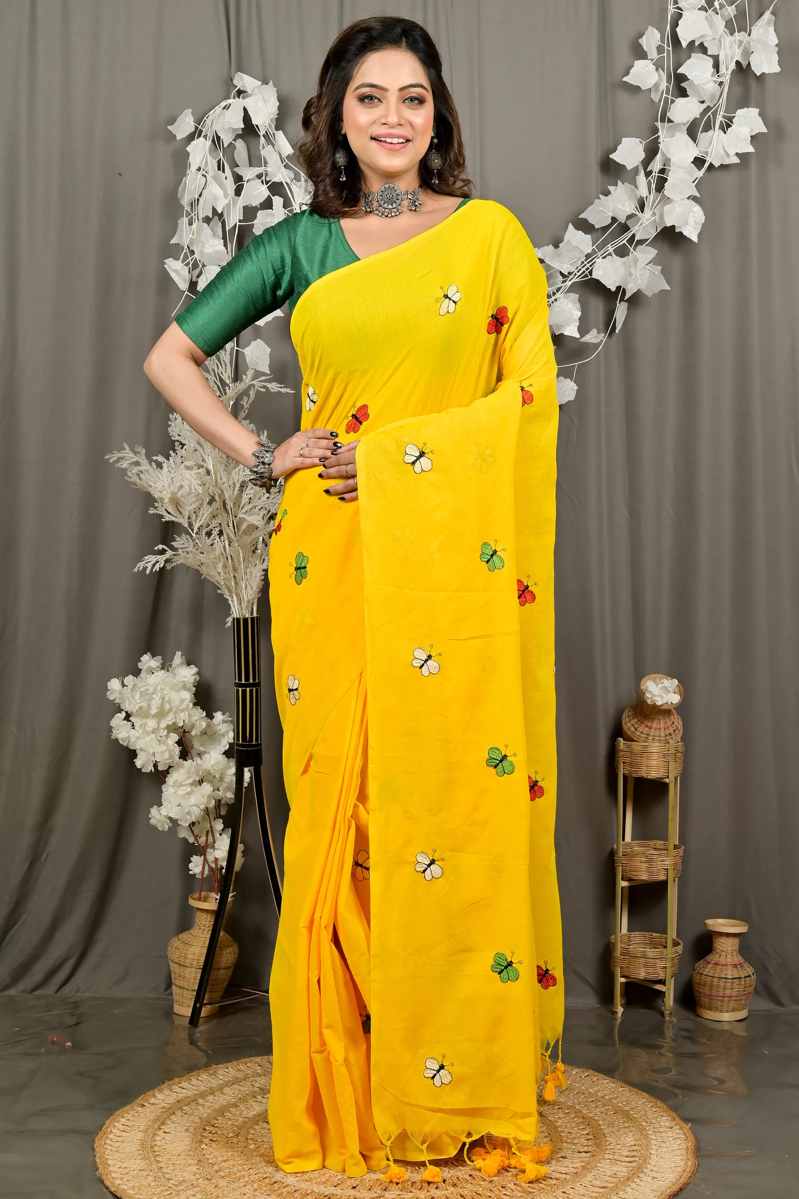 DipDiya Blended Cotton Yellow Foyeli Masterfully Woven Embroidery Handloom sarees