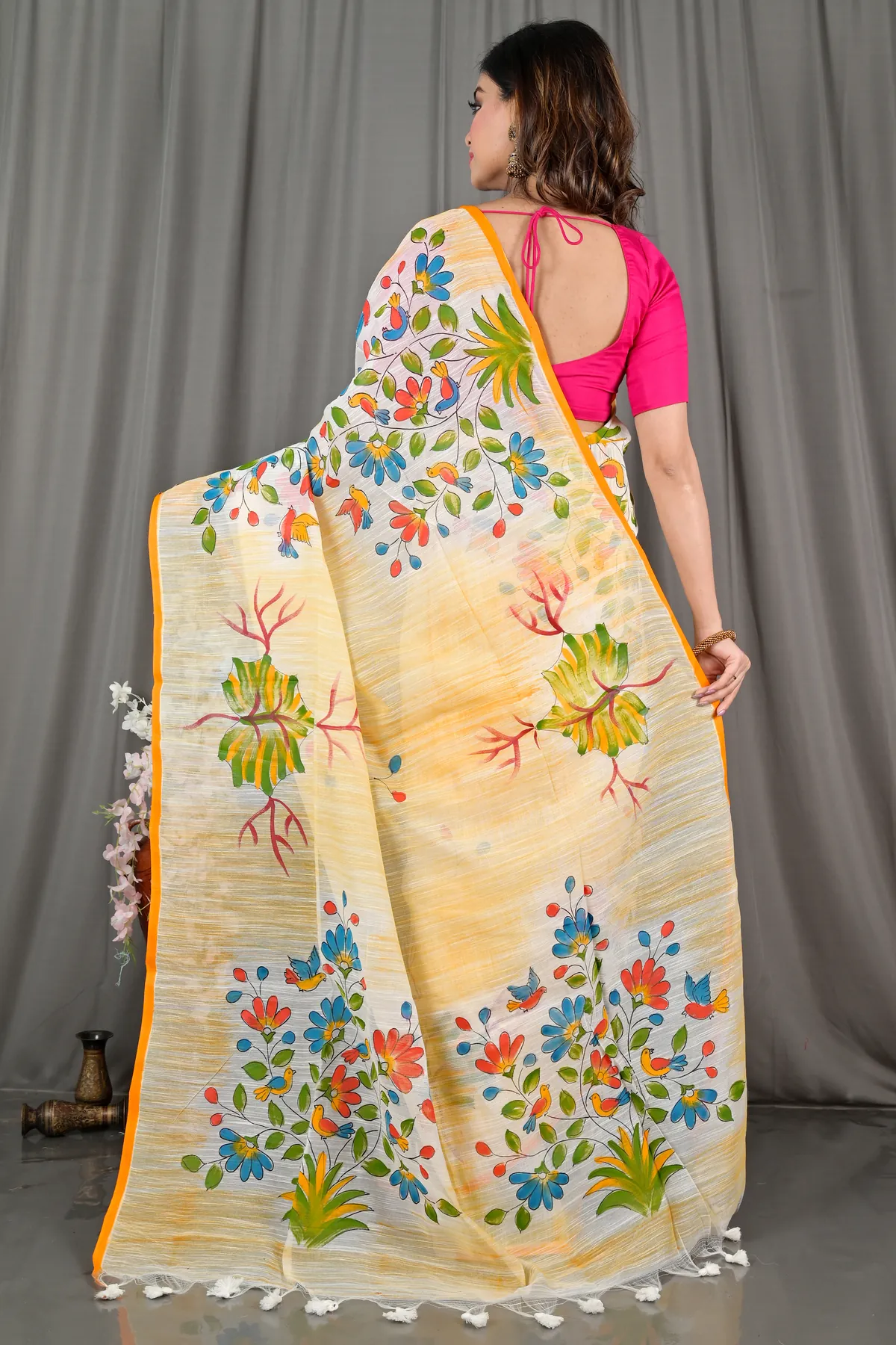 DipDiya Blended Cotton Yellow Korma Heritage You Can Wear Printed Handloom Sarees