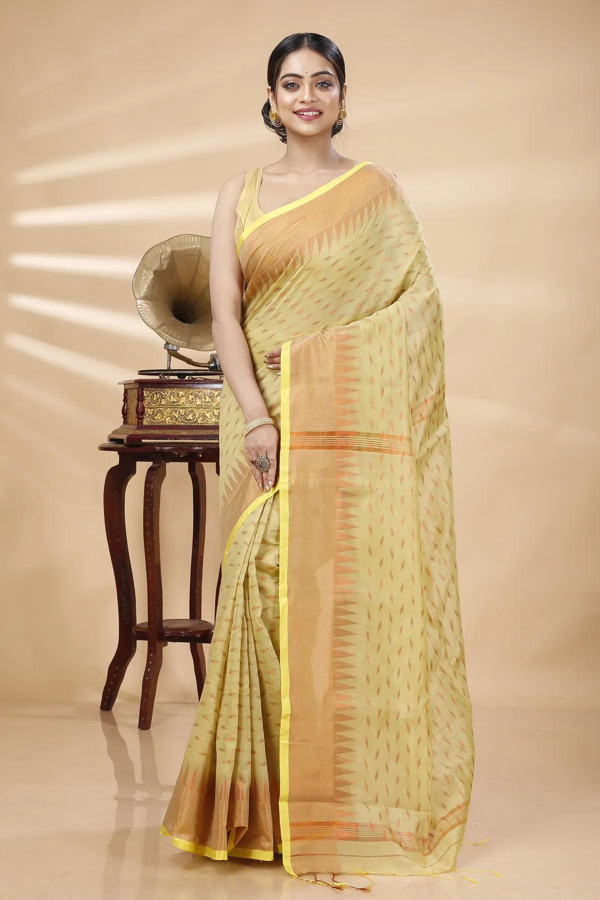 DipDiya Blended Cotton Yellow Prisha Heritage You Can Wear Handloom Sarees
