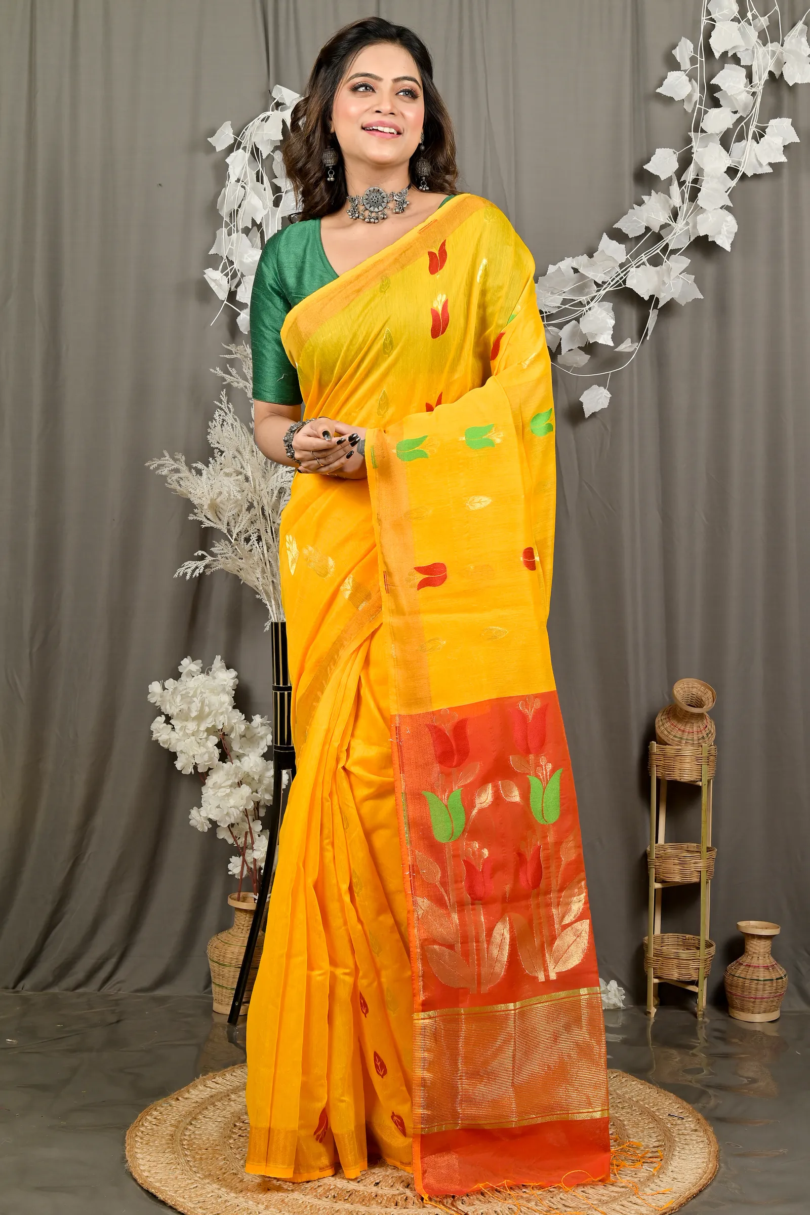 DipDiya Blended Cotton Yellow Red Foyani Handcrafted Elegance Handloom Sarees