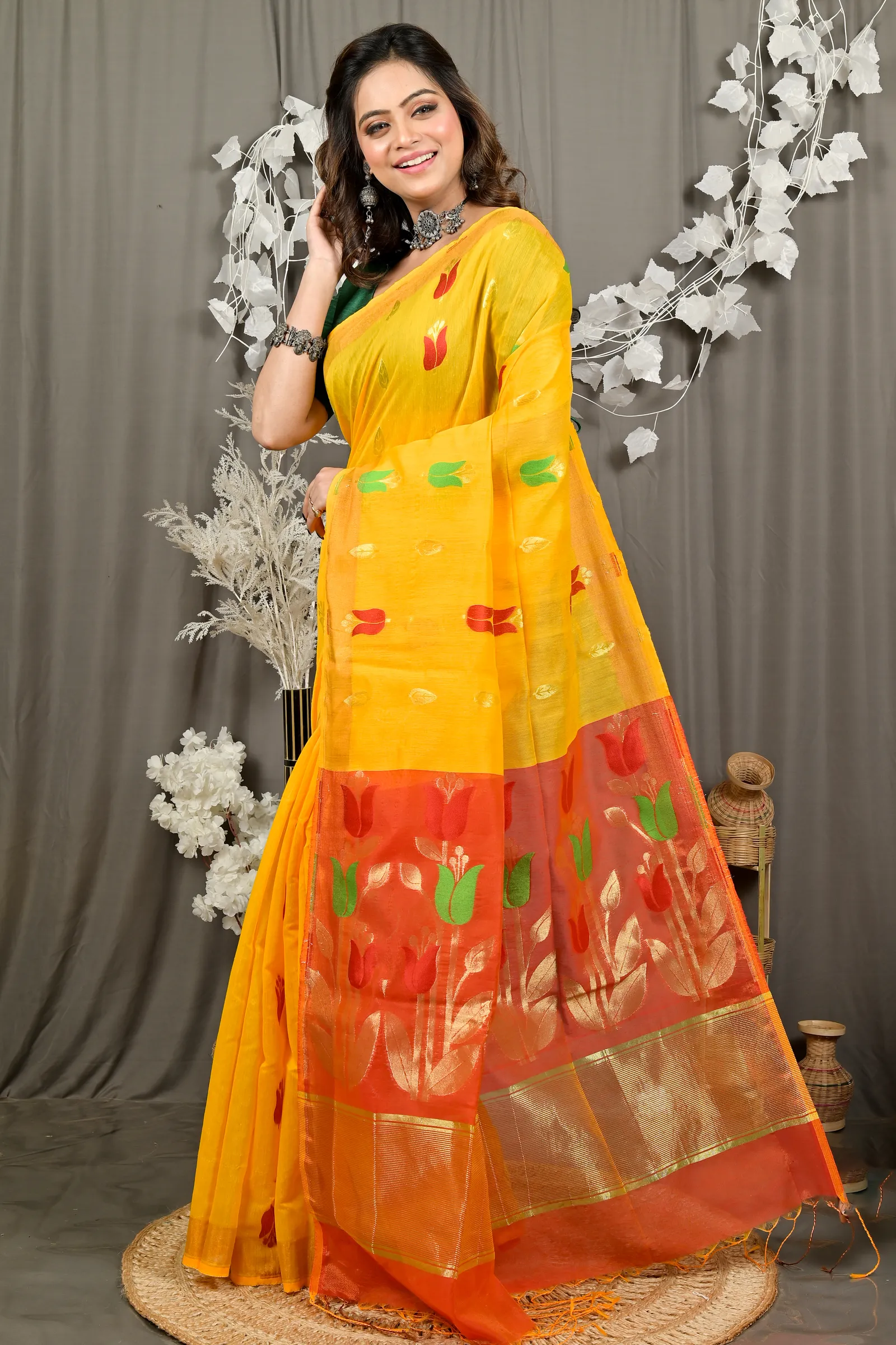 DipDiya Blended Cotton Yellow Red Foyani Handcrafted Elegance Handloom Sarees