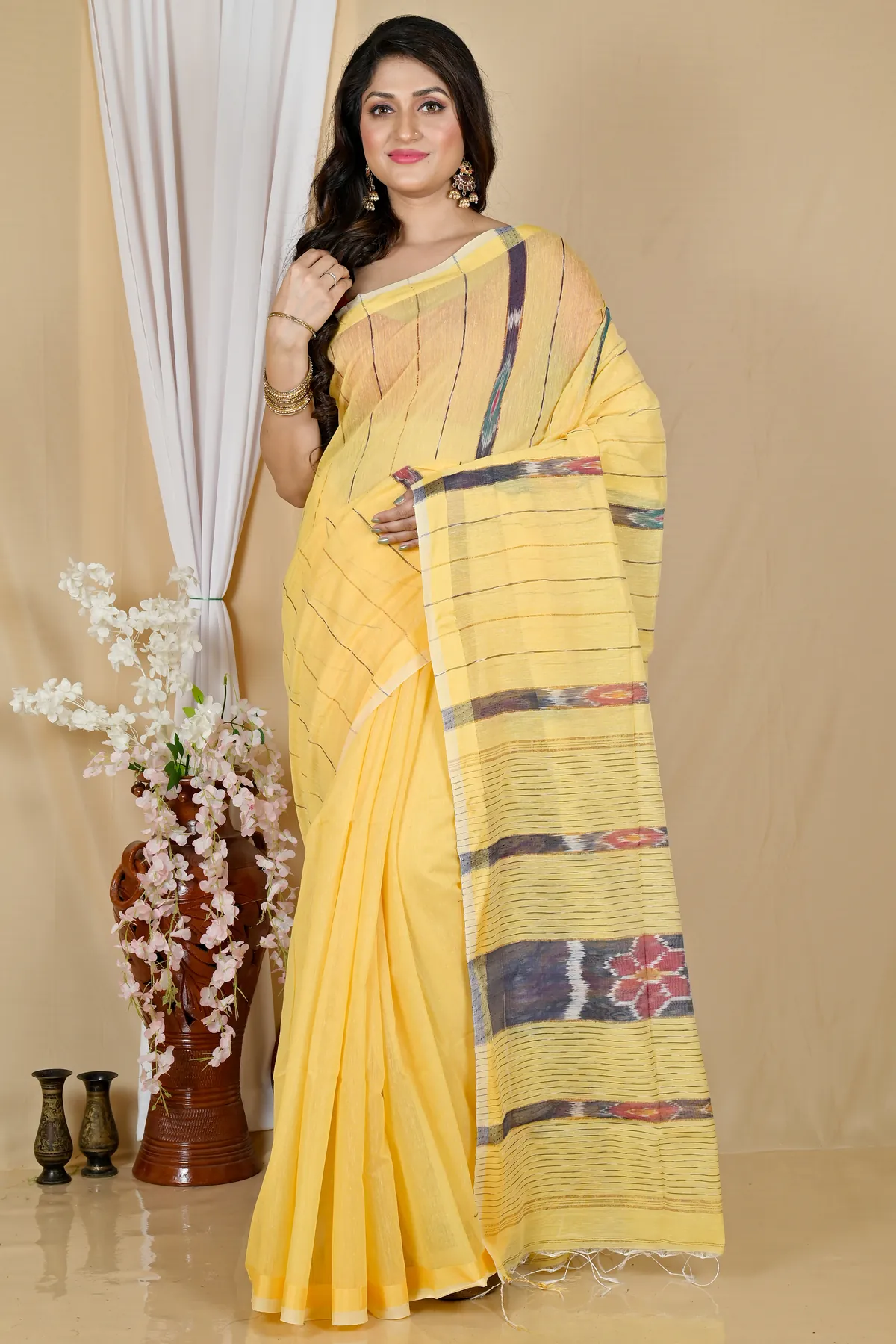 DipDiya Blended Cotton Yellow Setori Artisan Crafted Handloom Sarees