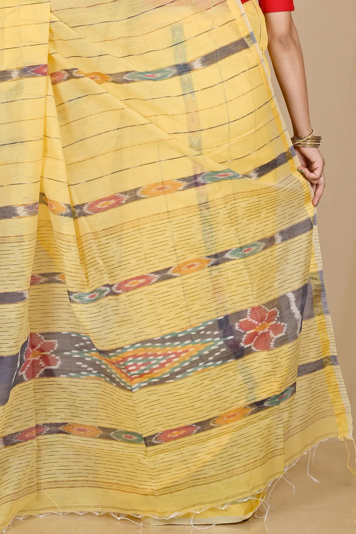 DipDiya Blended Cotton Yellow Setori Artisan Crafted Handloom Sarees