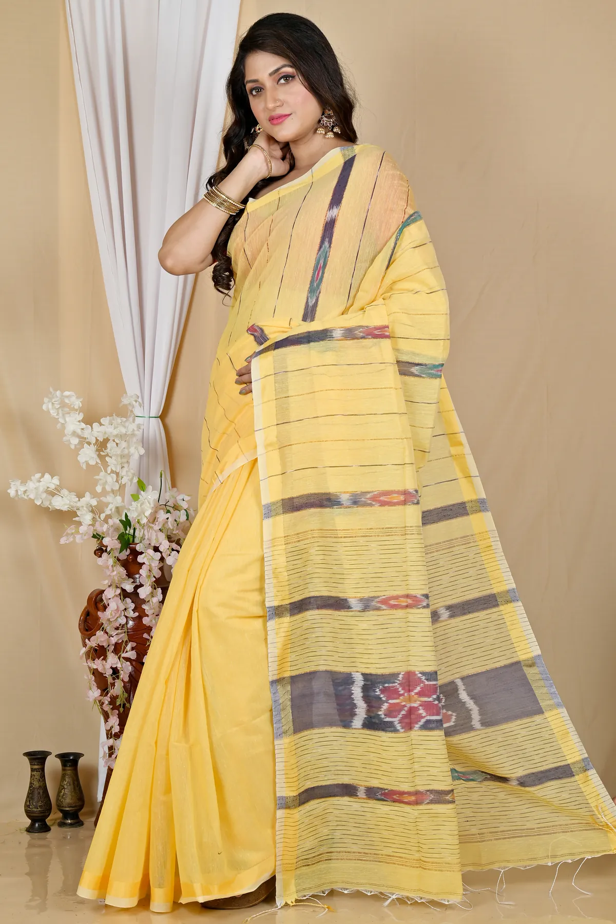 DipDiya Blended Cotton Yellow Setori Artisan Crafted Handloom Sarees