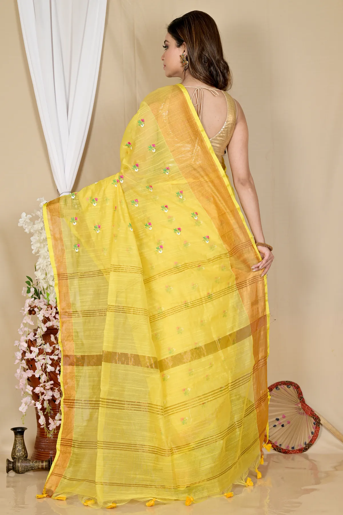 DipDiya Blended Cotton Yellow Slabaka Moli Bengal’s Tradition Handloom Sarees
