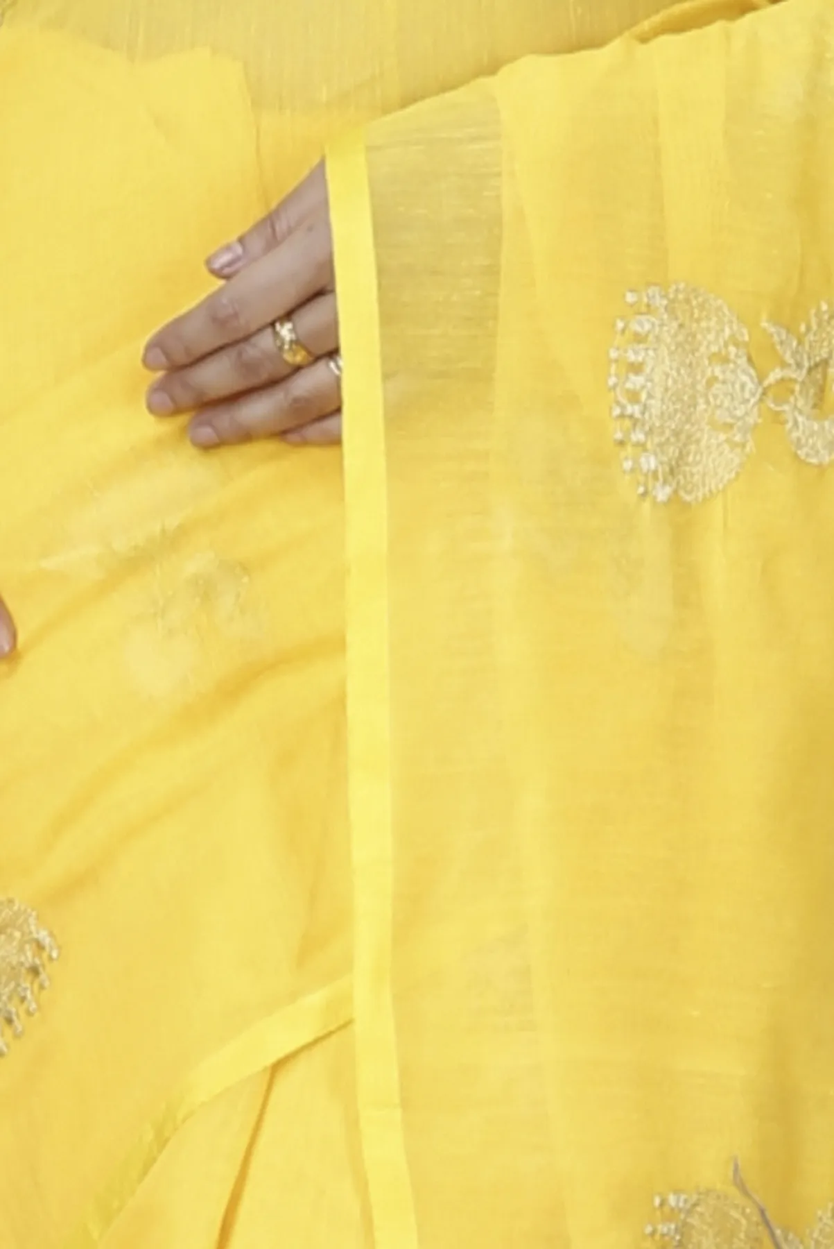 DipDiya Blended Cotton Yellow Tuli Traditional Elegance Handloom Sarees